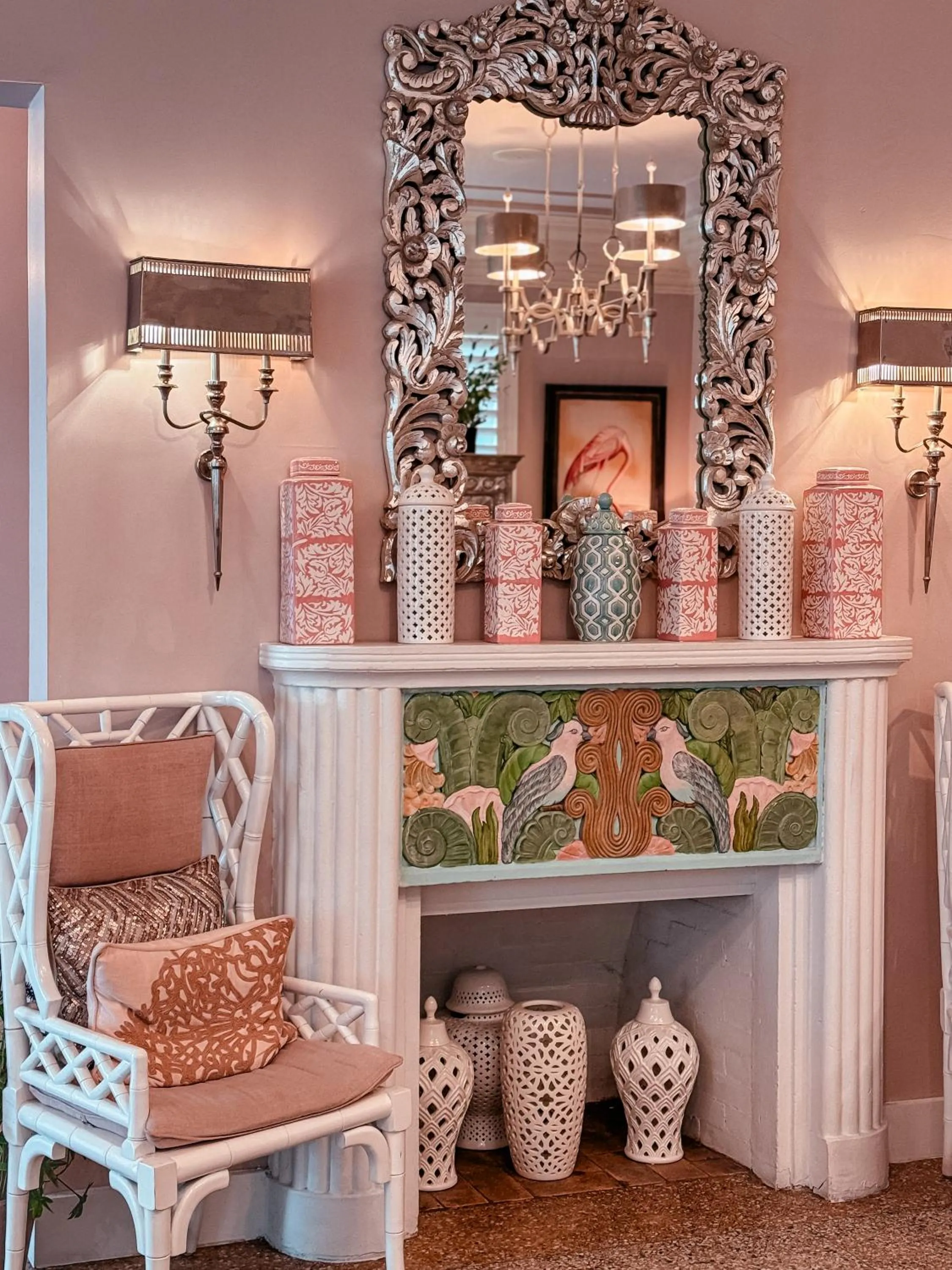 Lobby or reception in Henrosa Hotel