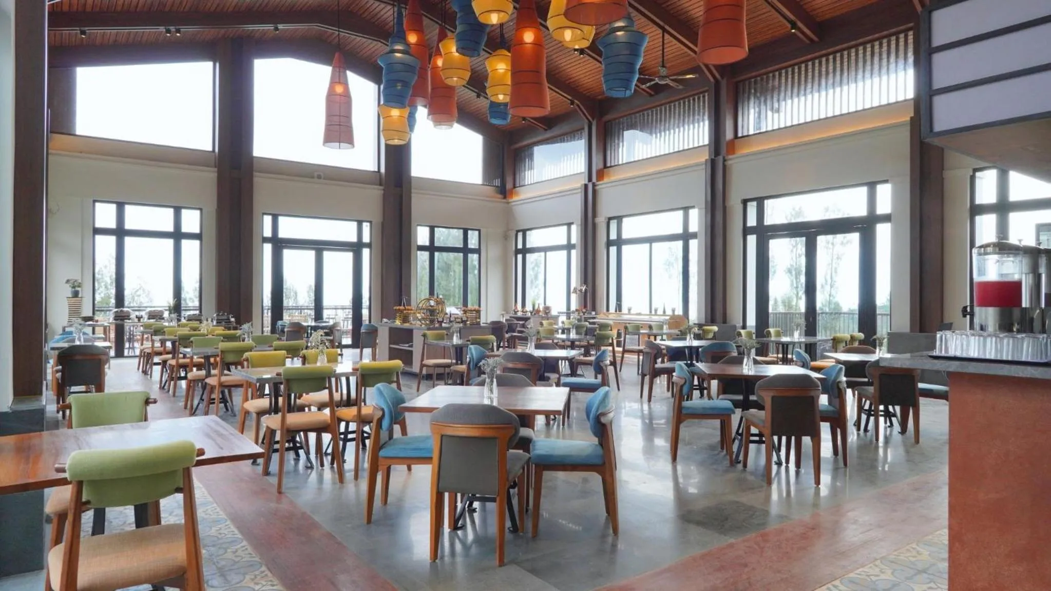 Restaurant/places to eat in Jambuluwuk Bromo Resort