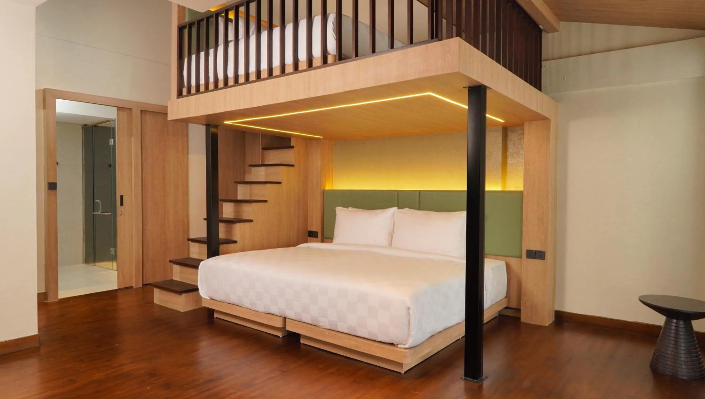 Bed in Jambuluwuk Bromo Resort