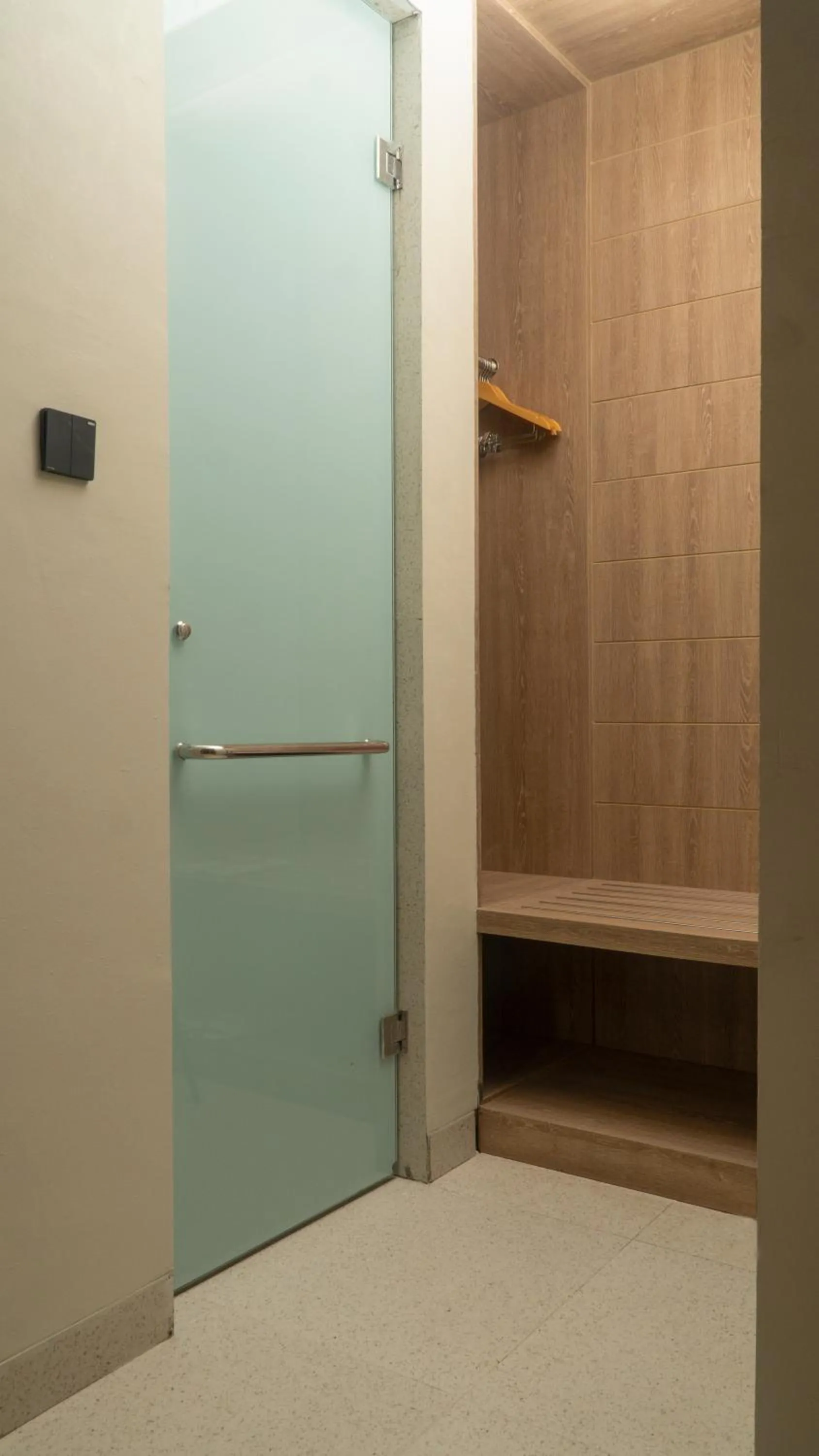 wardrobe in Jambuluwuk Bromo Resort