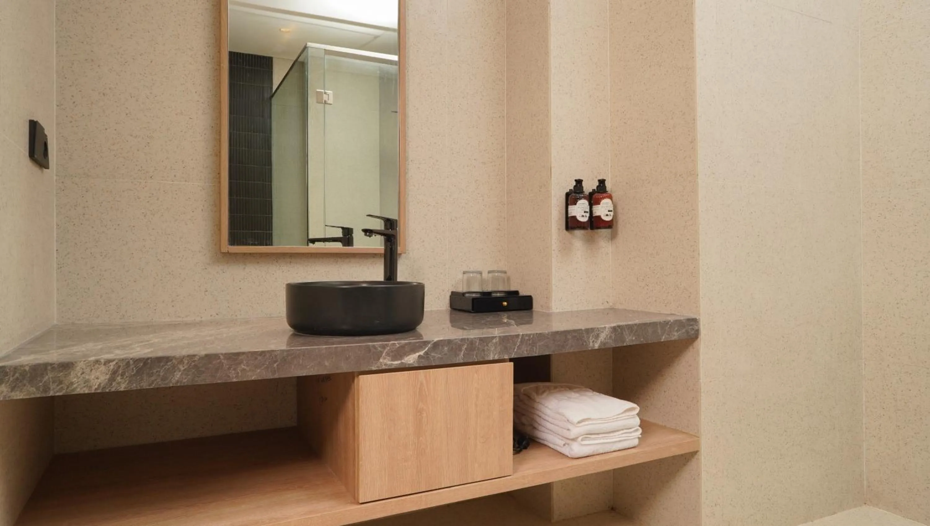 Bathroom in Jambuluwuk Bromo Resort