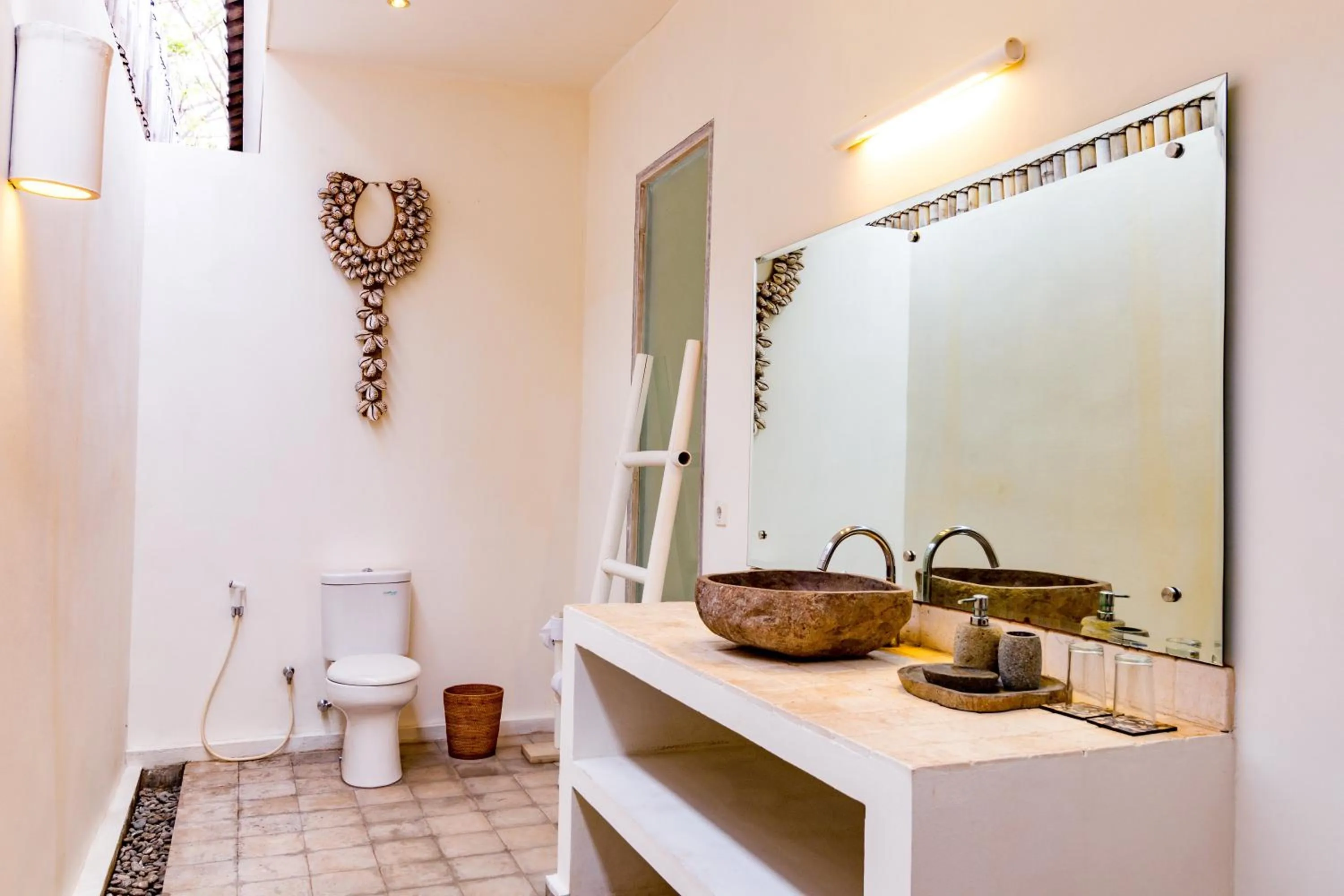 Bathroom in Tamoa Boutique Hotel