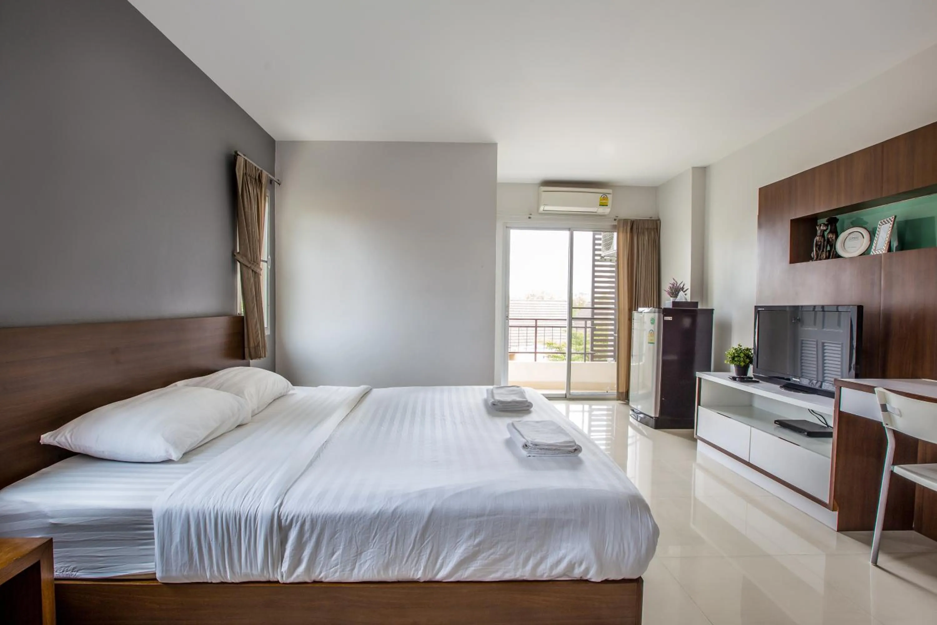 Bed in Central Place Serviced Apartment