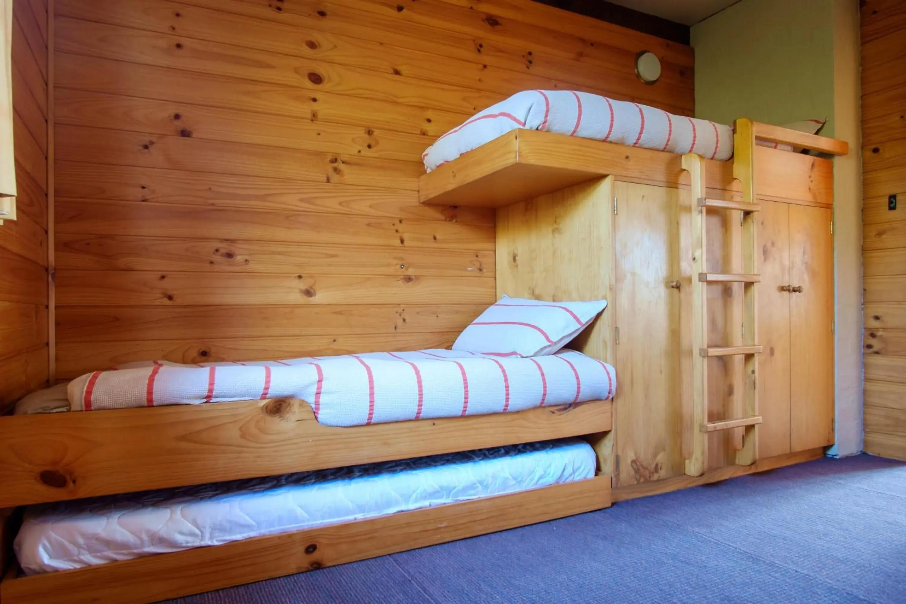 Bedroom, Bed in Edge of the Bay Bedroom, Bed in Edge of the Bay