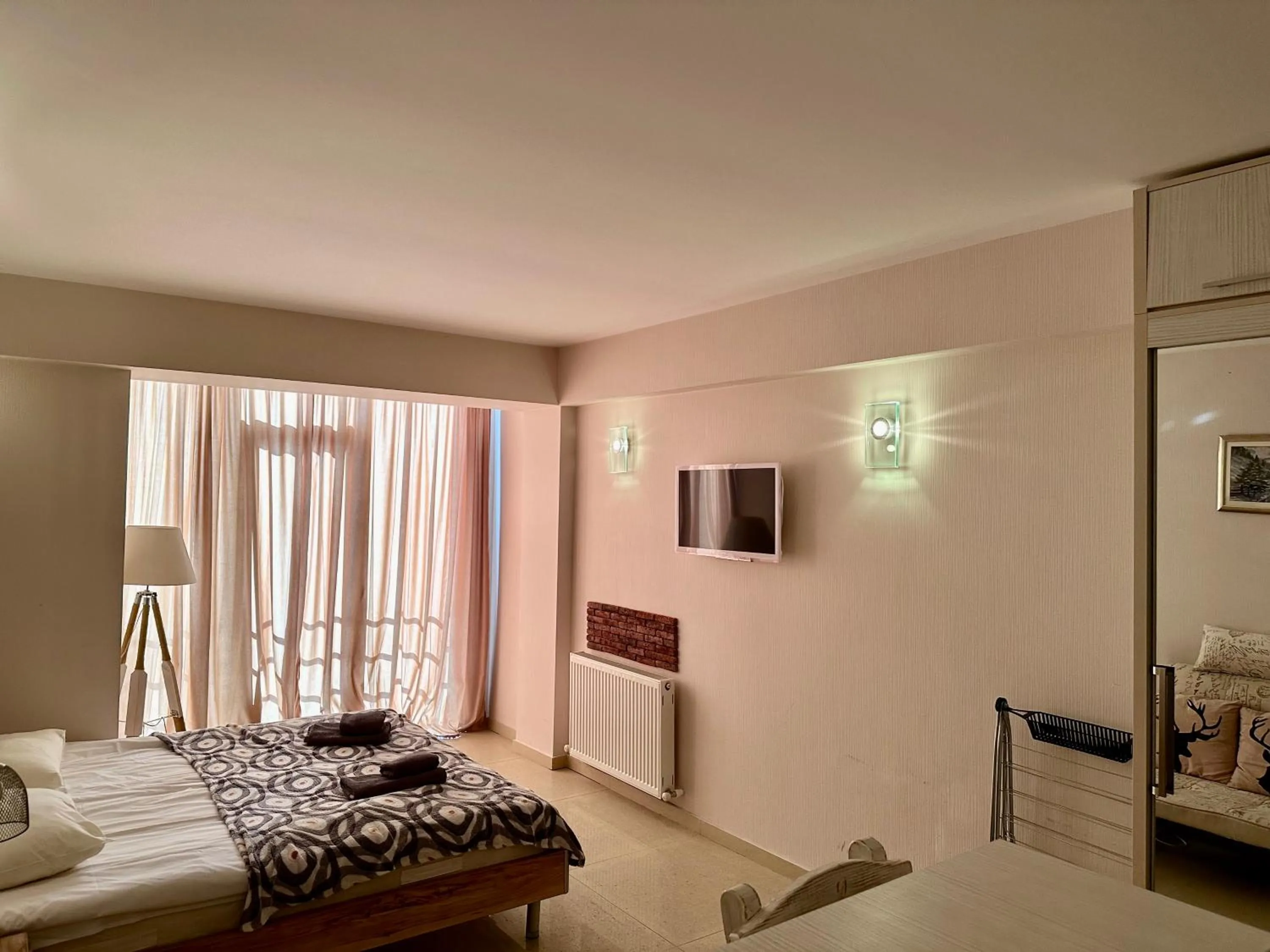 Light Apartments