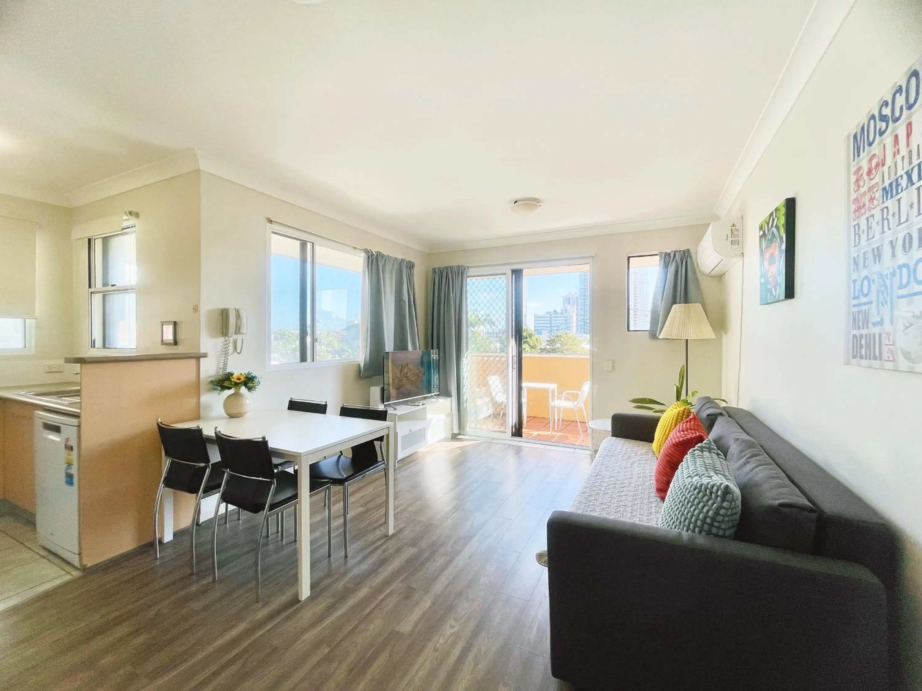 Living room in Mermaid Beach Park View