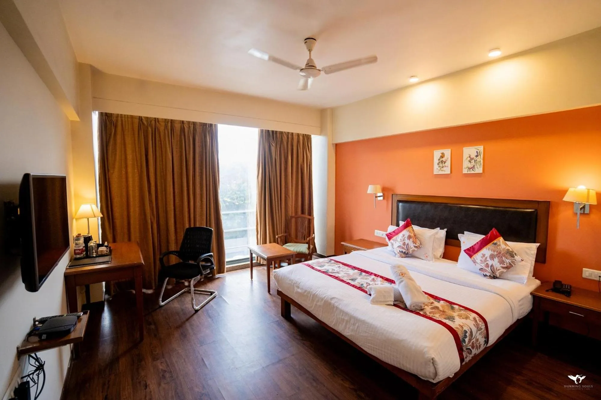 Photo of the whole room, Bed in Krishna Inn - Royal Hotels