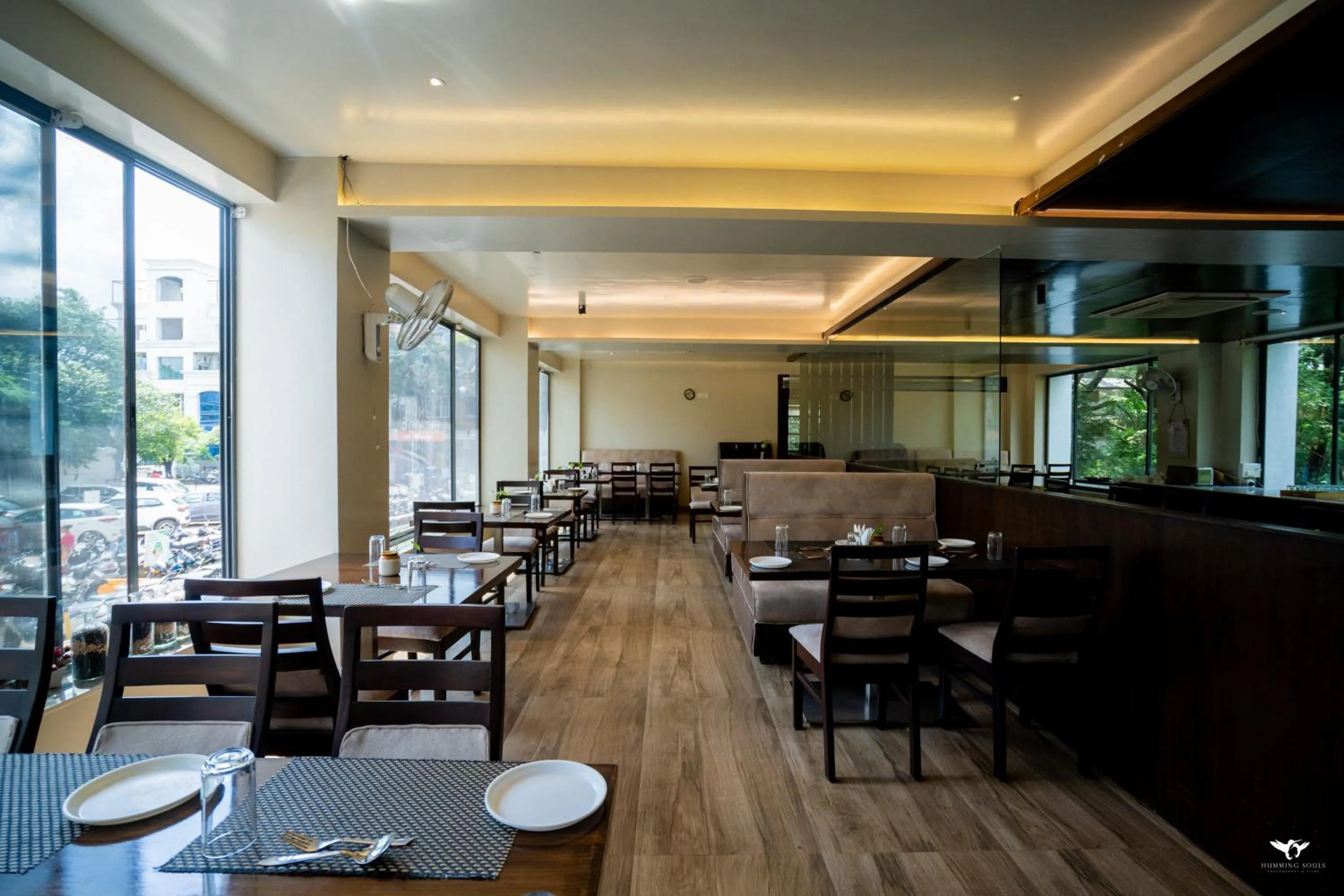 Restaurant/places to eat in Krishna Inn - Royal Hotels