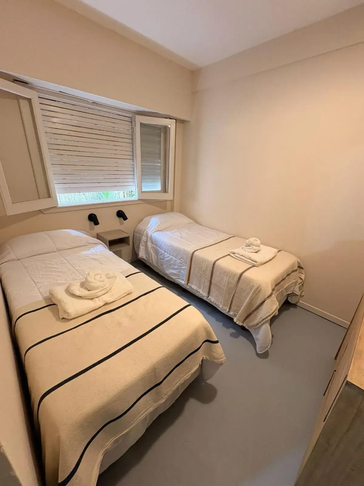 Double Room - single occupancy in black suites Pinamar Double Room - single occupancy in black suites Pinamar