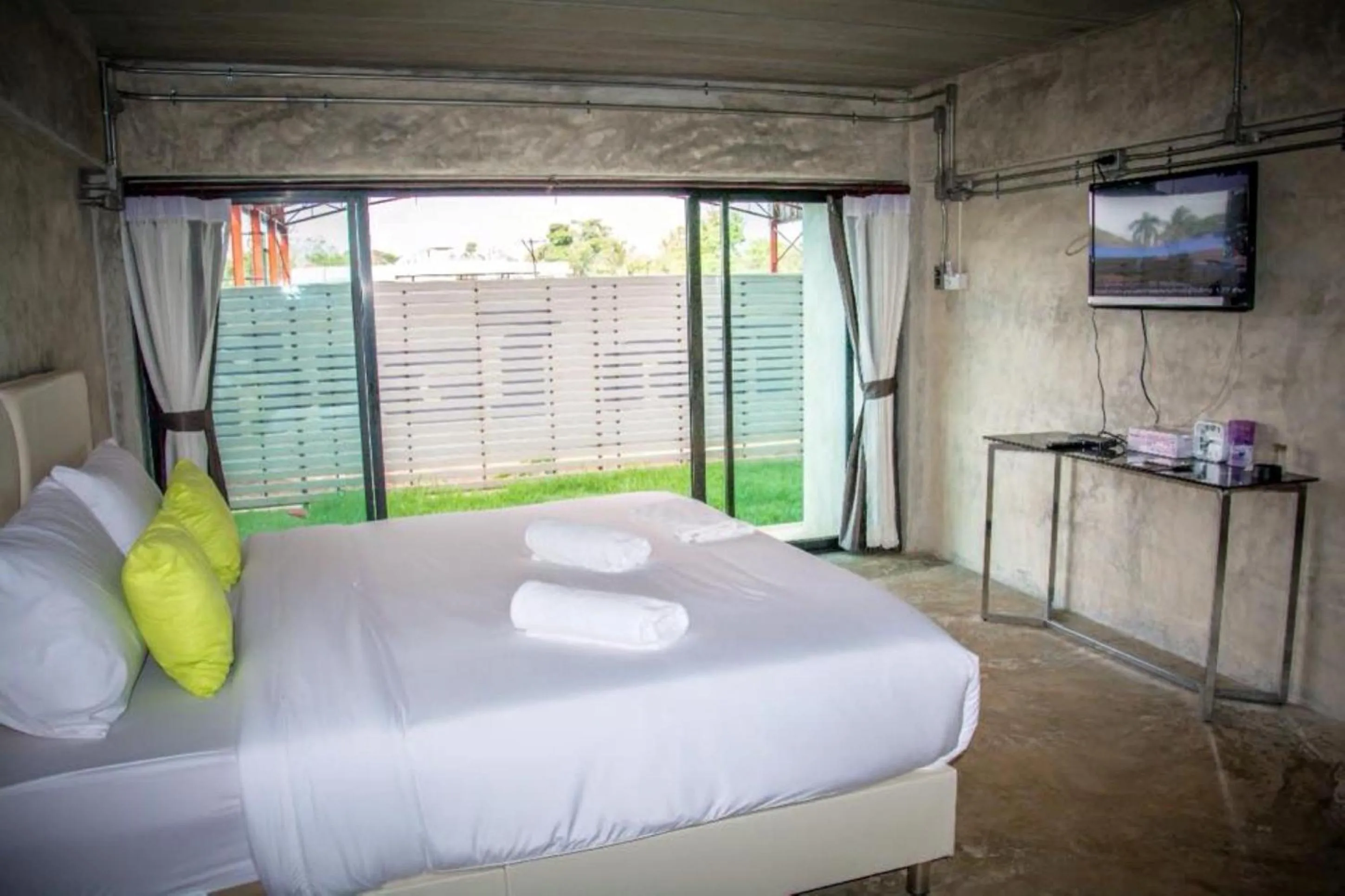 Bedroom, Bed in Sunee Boutique Hotel