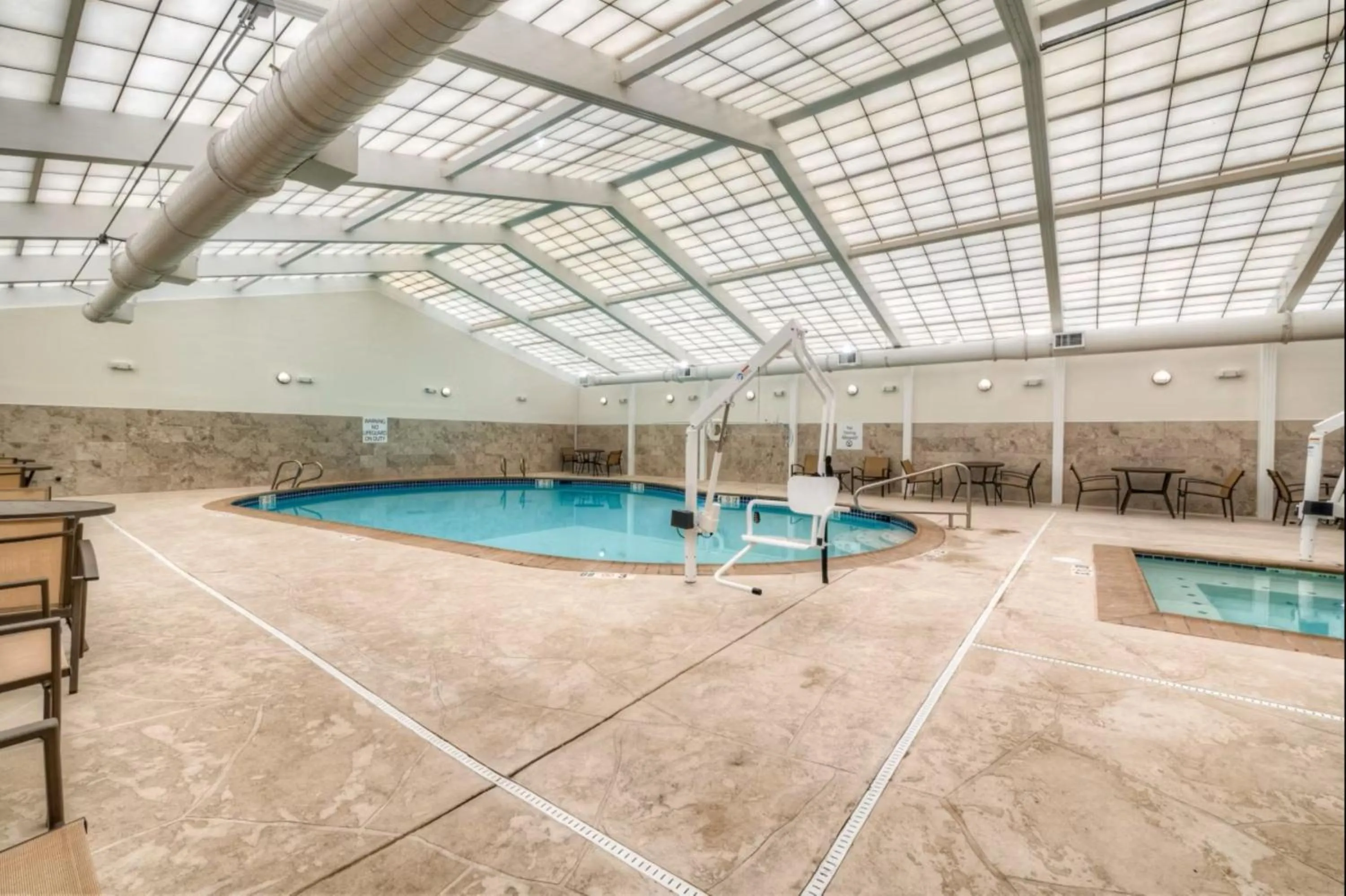 Swimming pool in Candlewood Suites Tacoma Mall by IHG