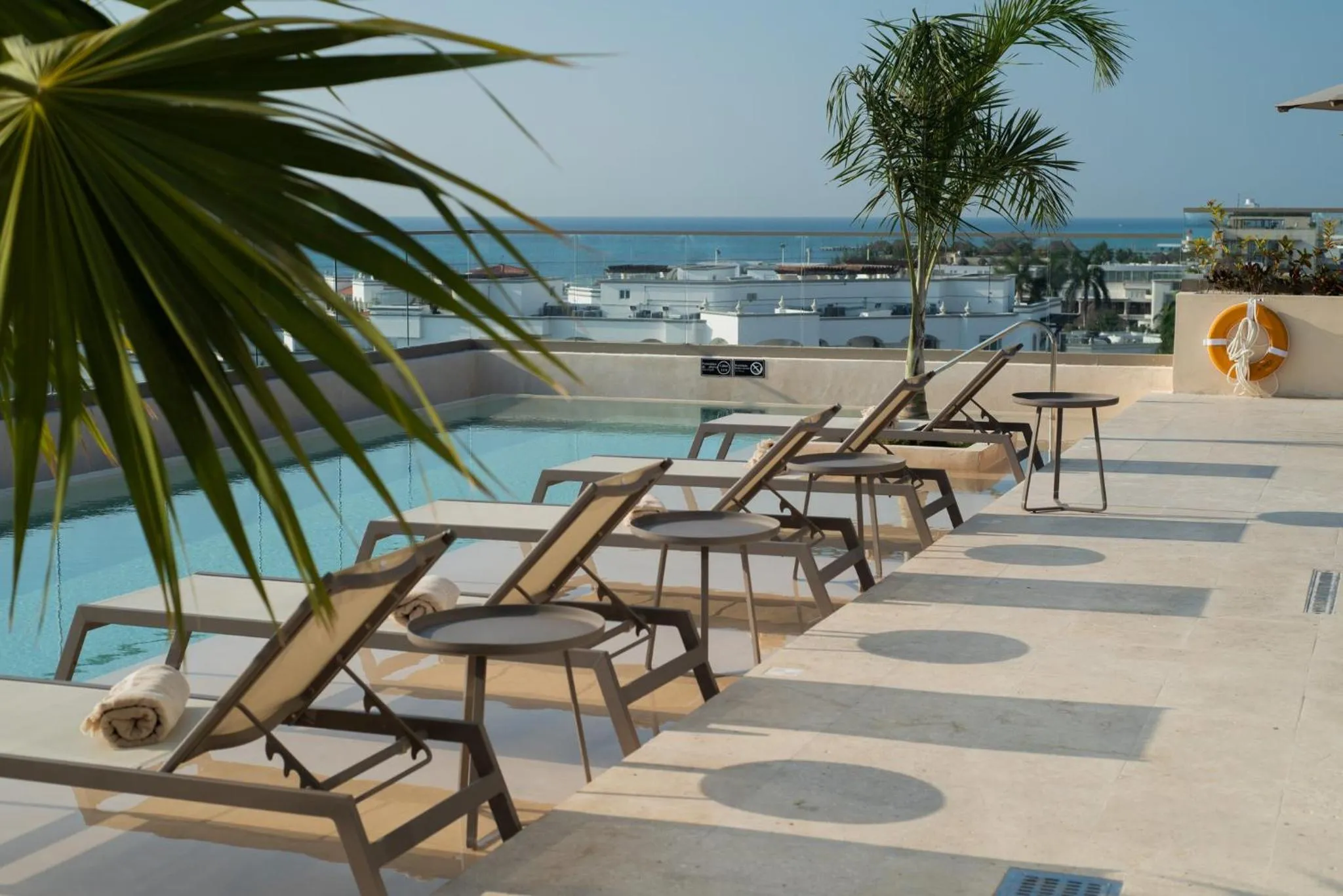 Swimming pool in Hotel Indigo Playa del Carmen by IHG