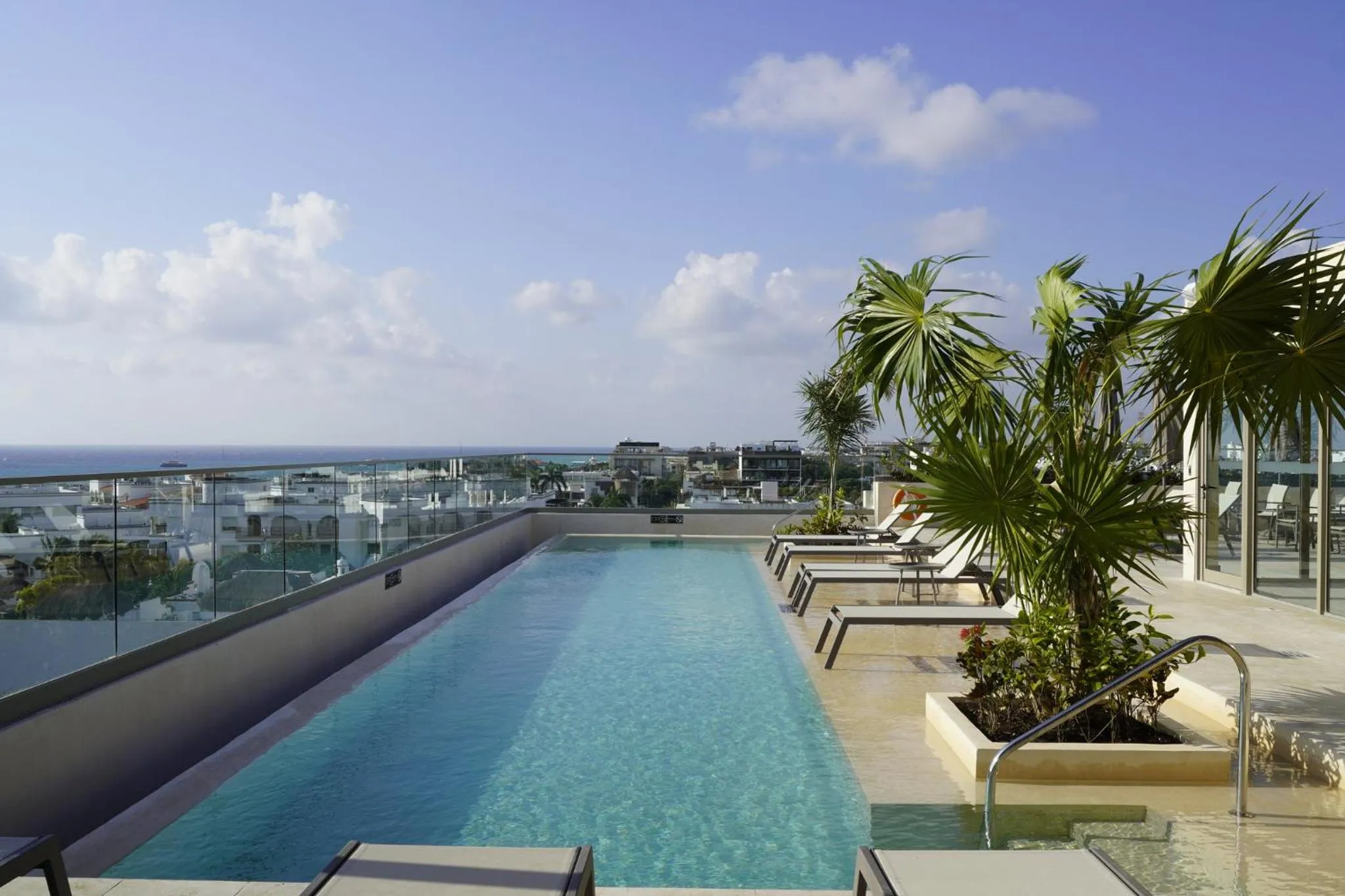 Swimming pool in Hotel Indigo Playa del Carmen by IHG