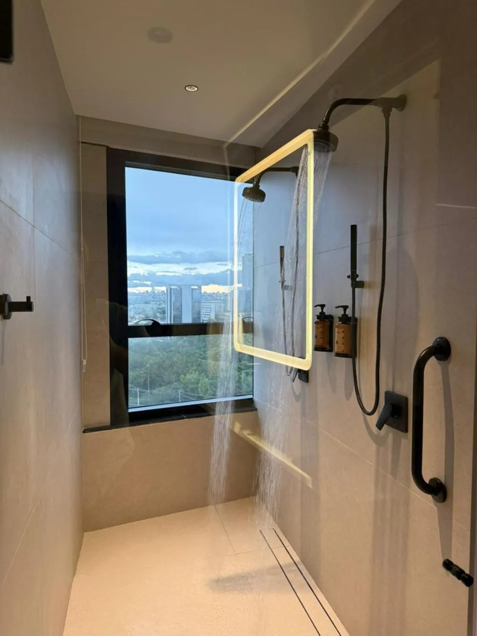 Bathroom in Novotel Uberlândia