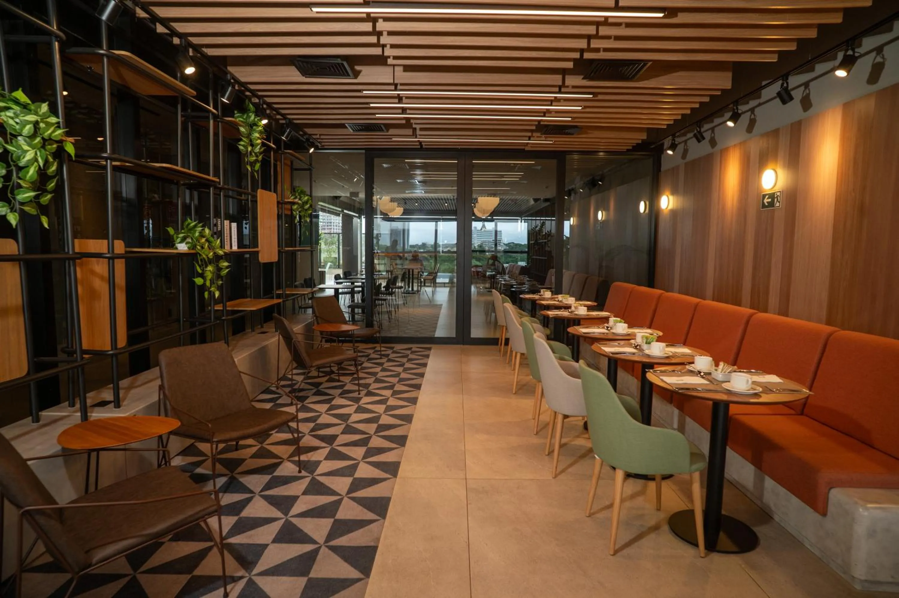 Restaurant/places to eat in Novotel Uberlândia