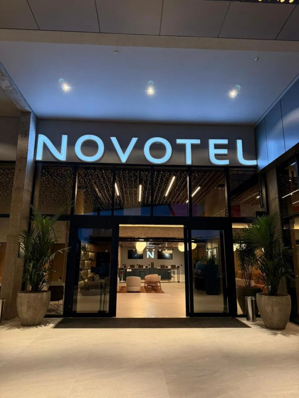 Facade/entrance in Novotel Uberlândia