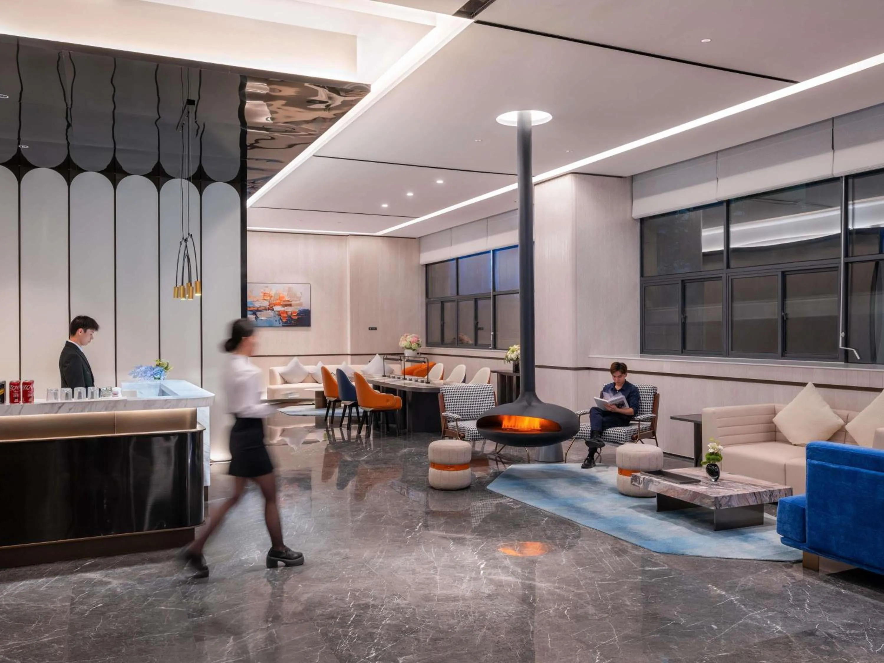 Lounge or bar in Novotel Hangzhou Xintiandi