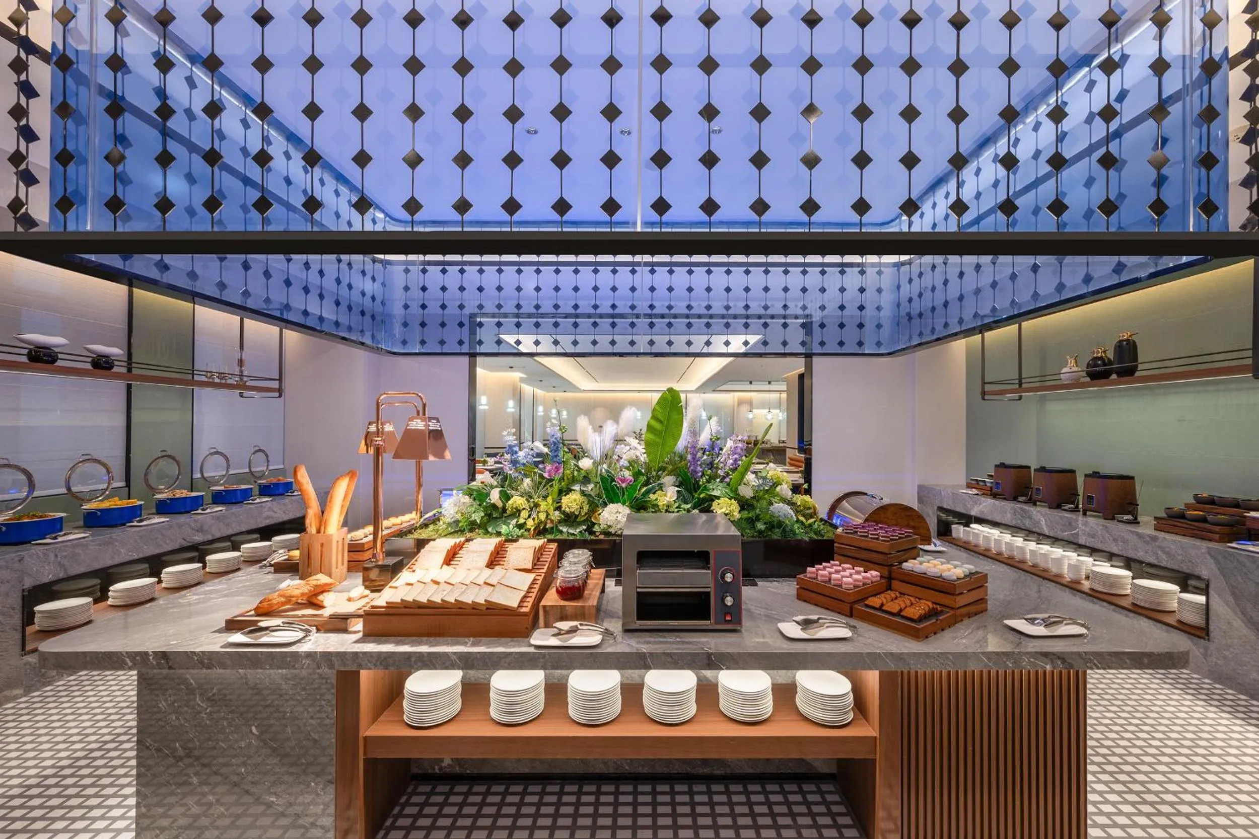 Restaurant/places to eat in Novotel Hangzhou Xintiandi