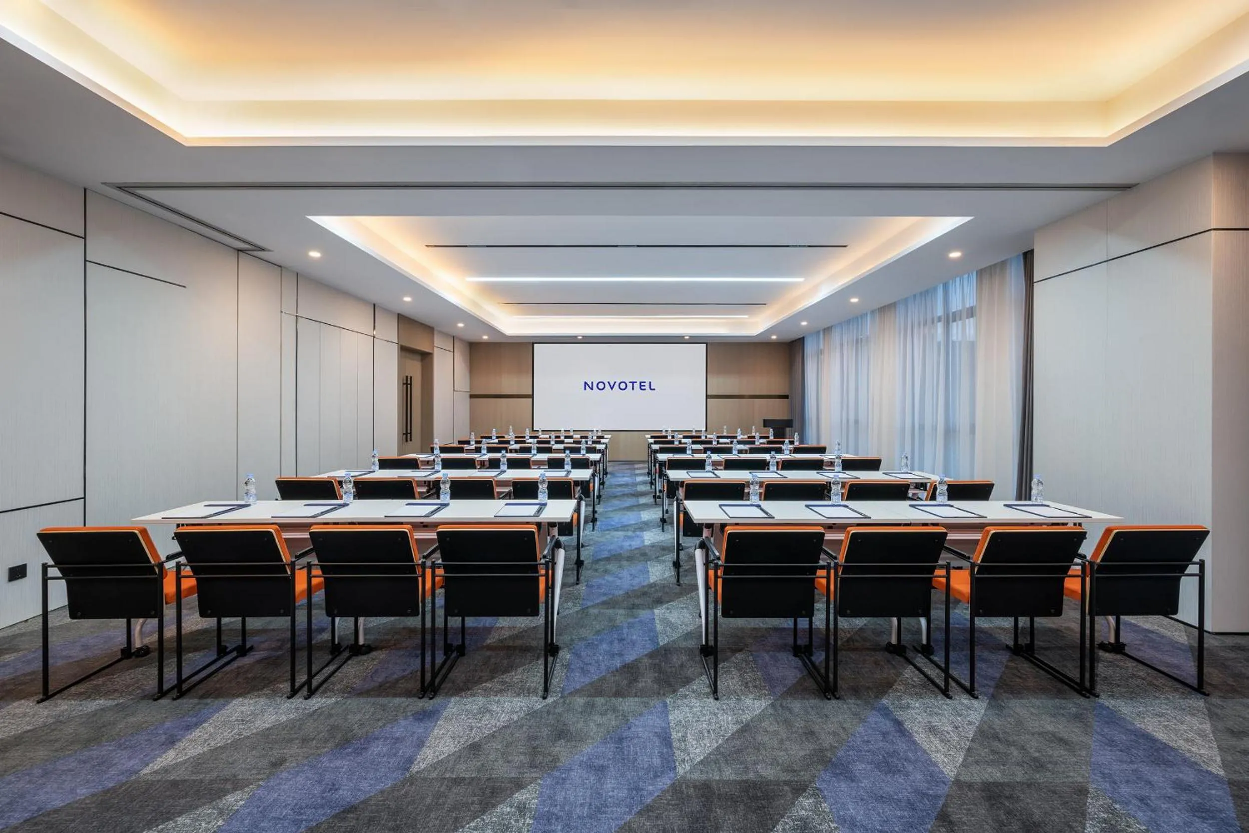 Meeting/conference room in Novotel Hangzhou Xintiandi