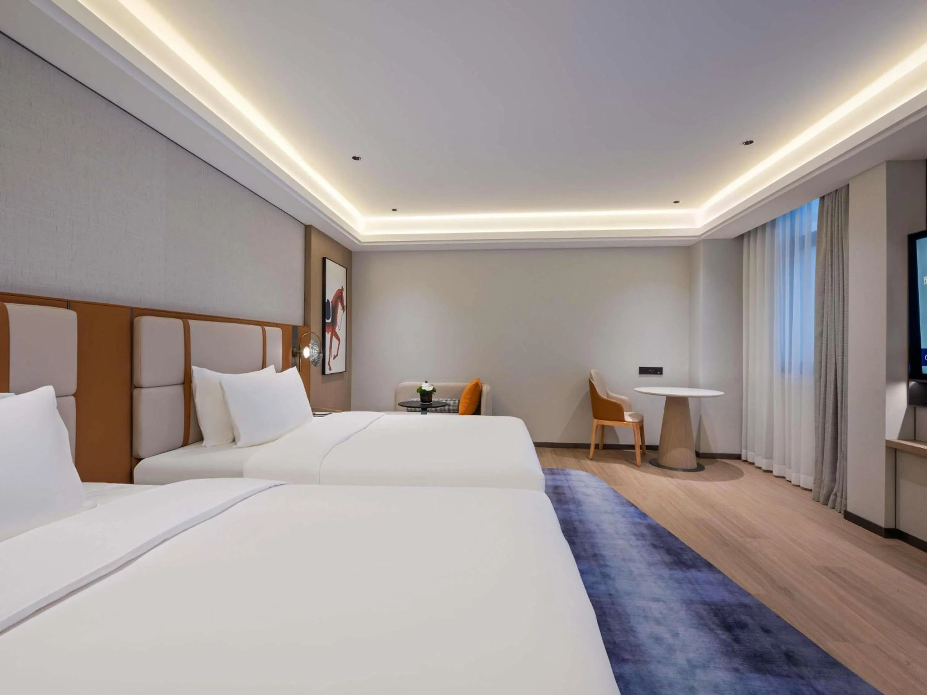 Bedroom, Bed in Novotel Shanghai Hongqiao International Airport