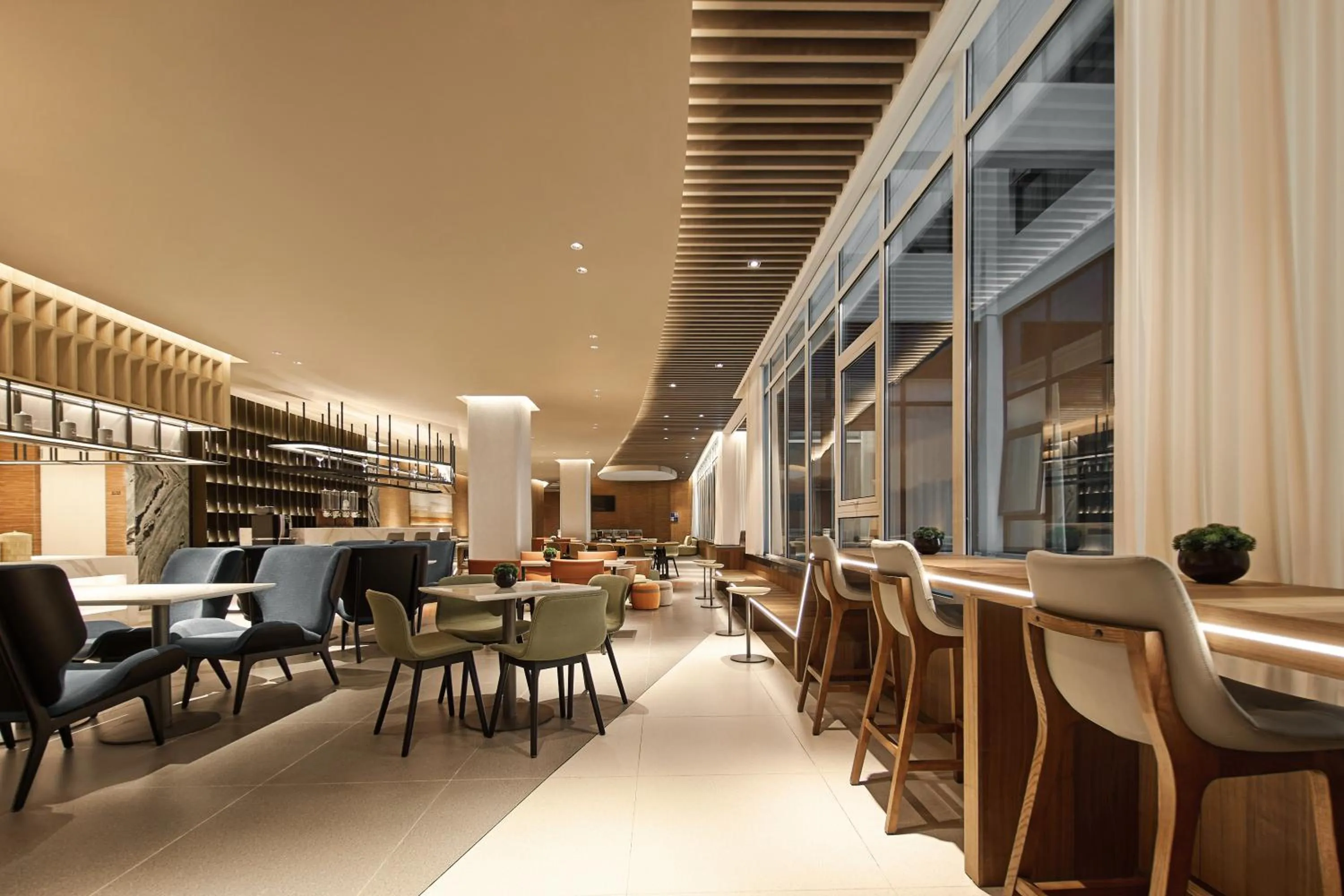 Restaurant/places to eat in Novotel Yinchuan Lanxigu