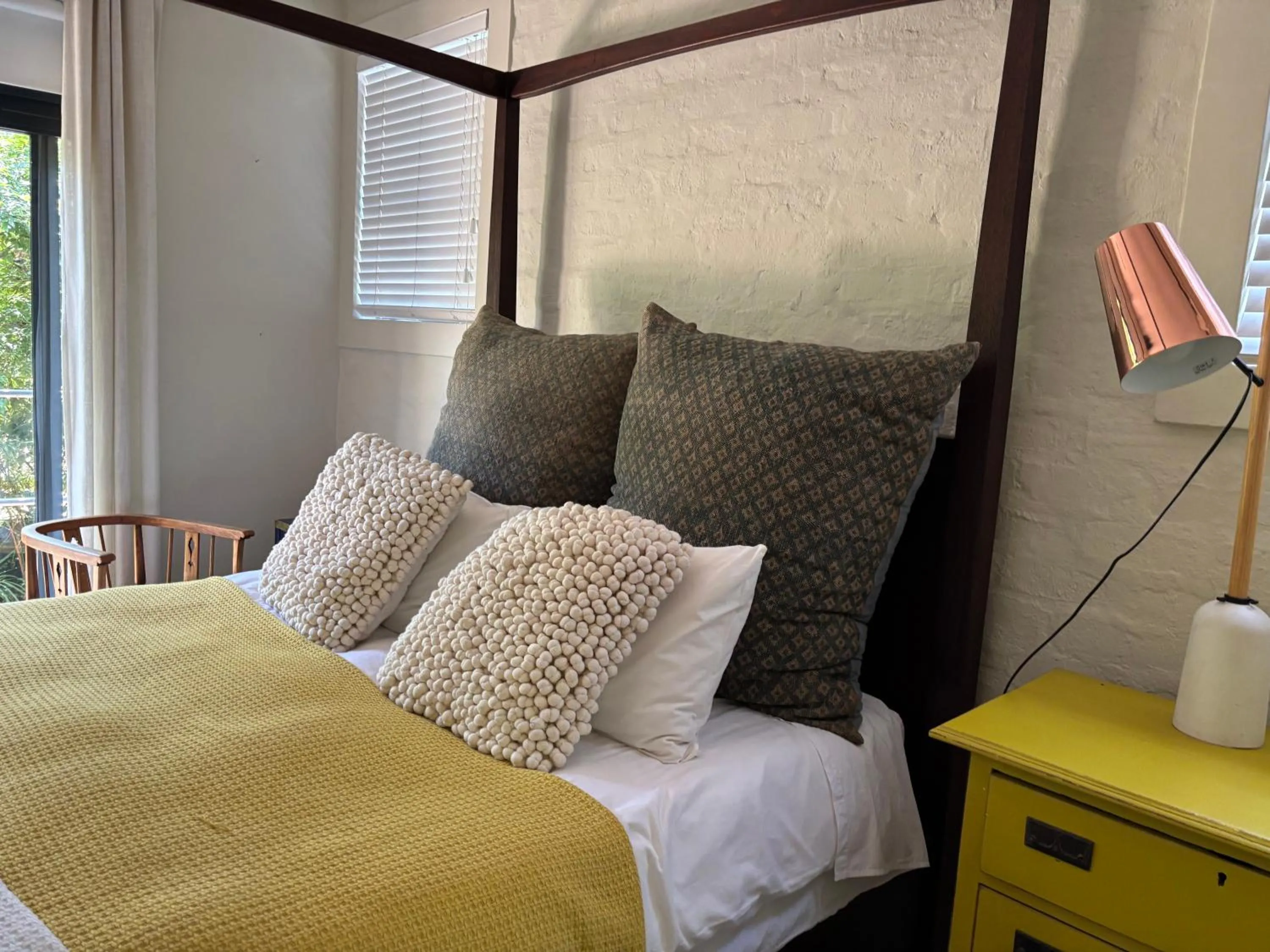 Bed in The Bright House Villa