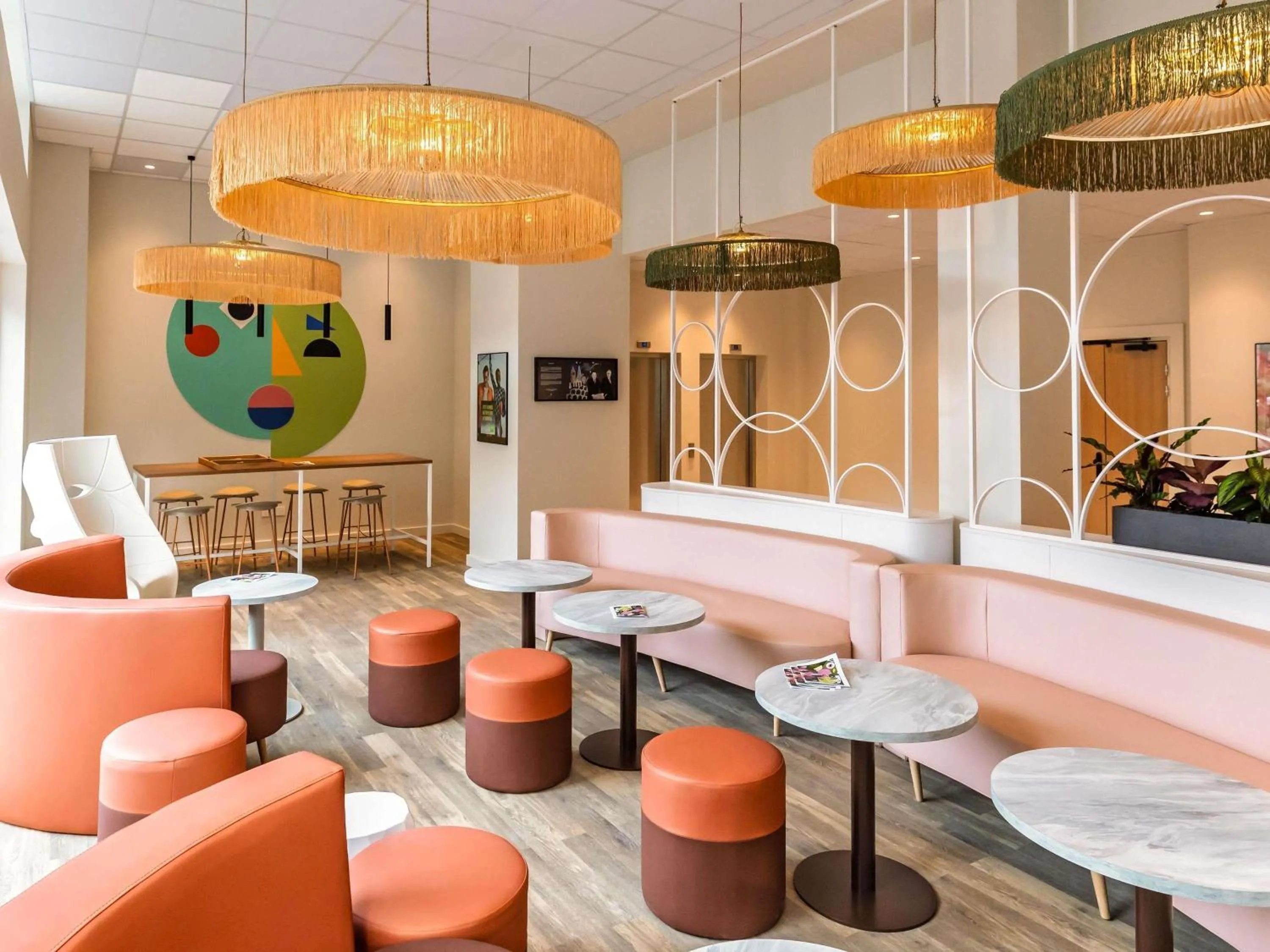 Lounge or bar in ibis Styles Metz Centre