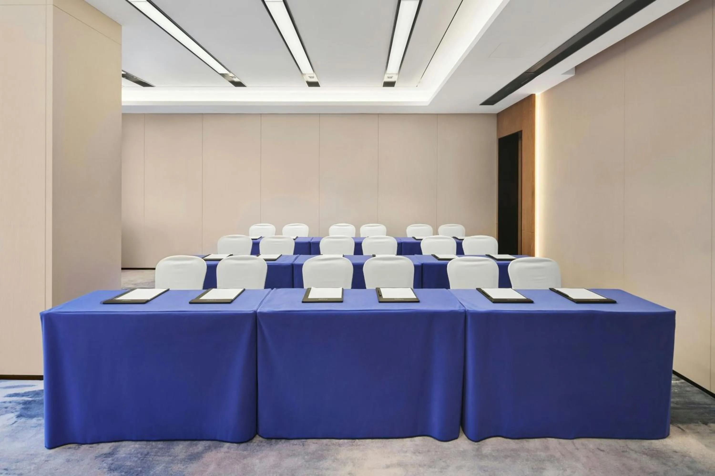 Meeting/conference room in Fairfield by Marriott Guangzhou Huadu