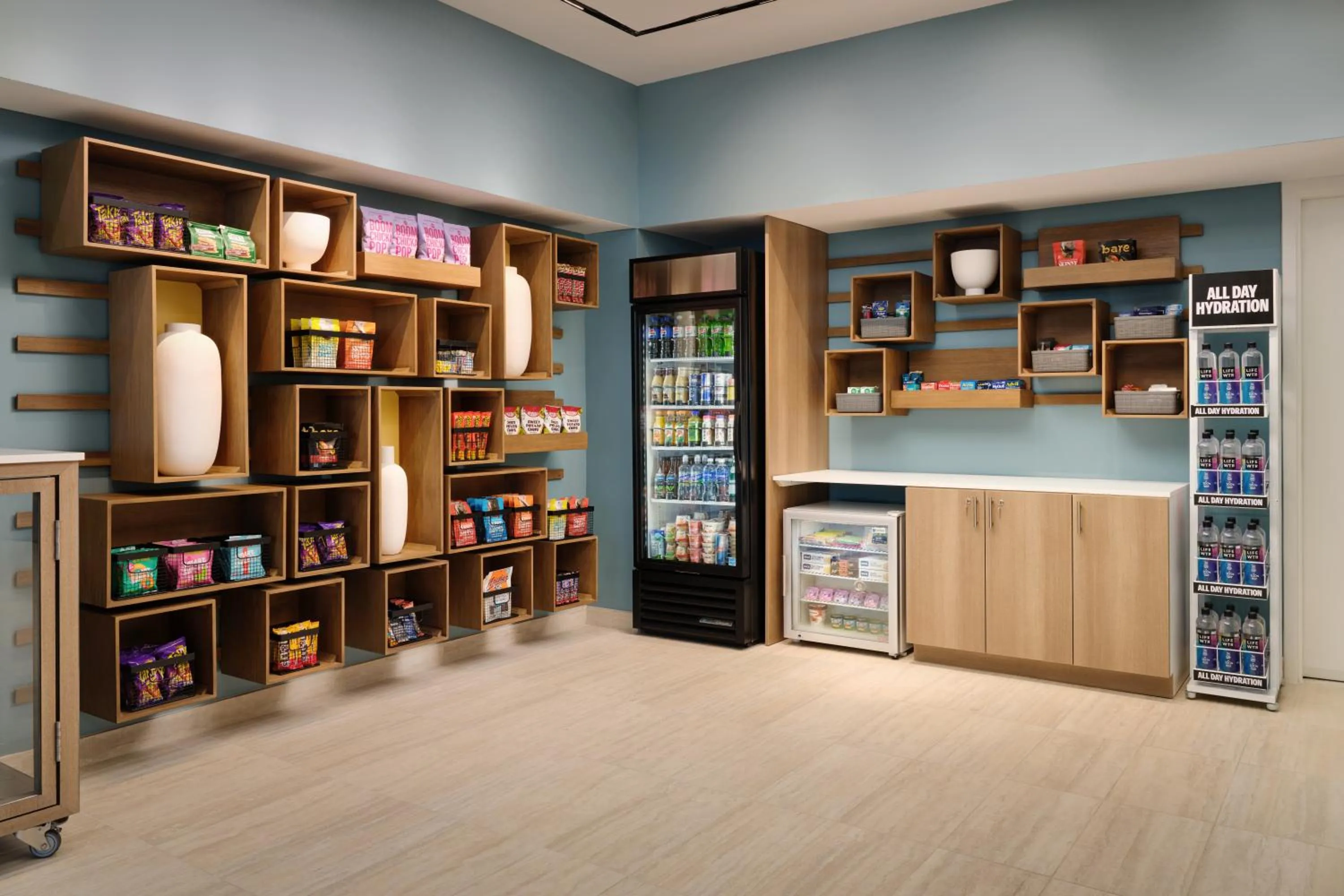 vending machine in Element Pooler Savannah Airport