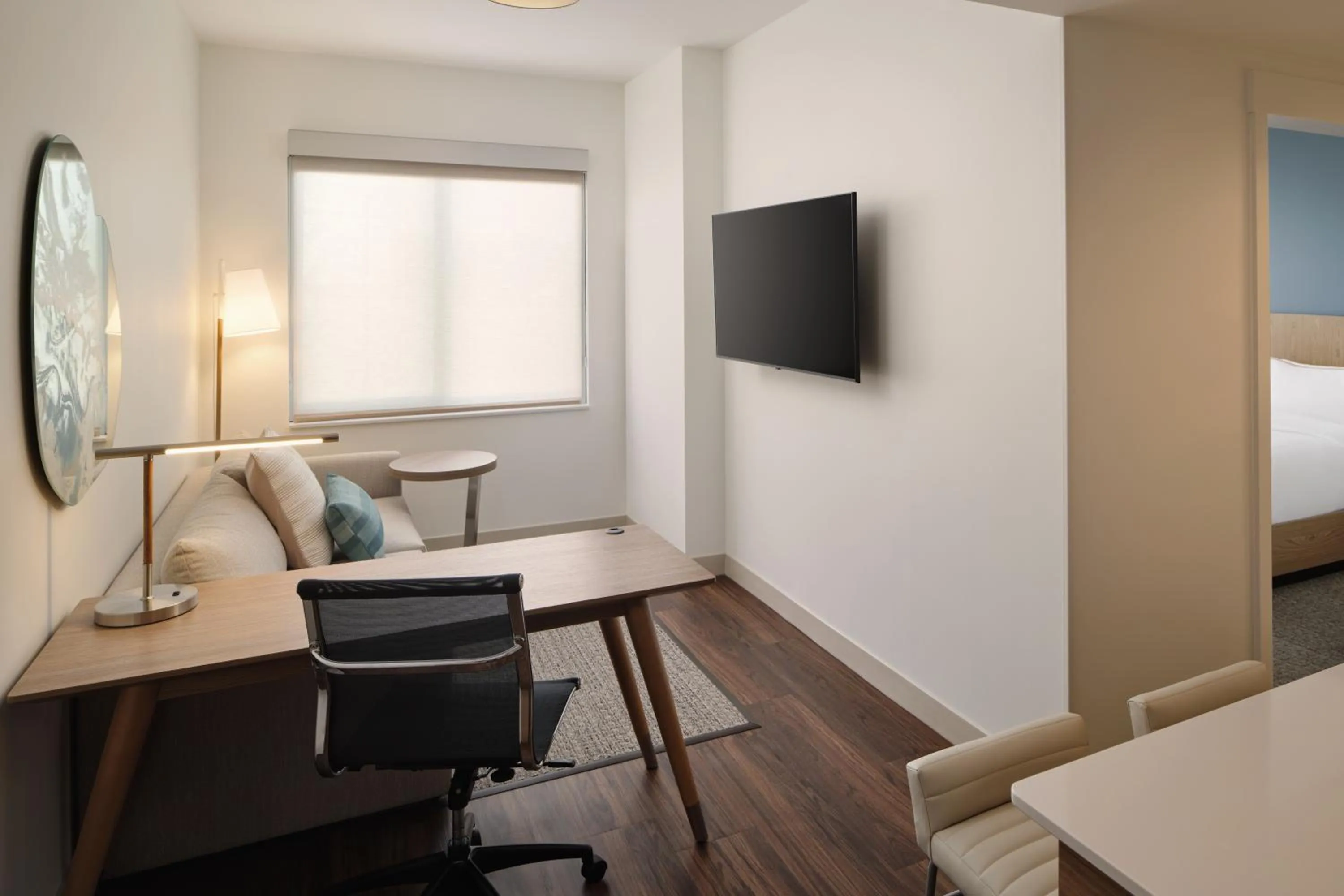 Bed in Element Pooler Savannah Airport