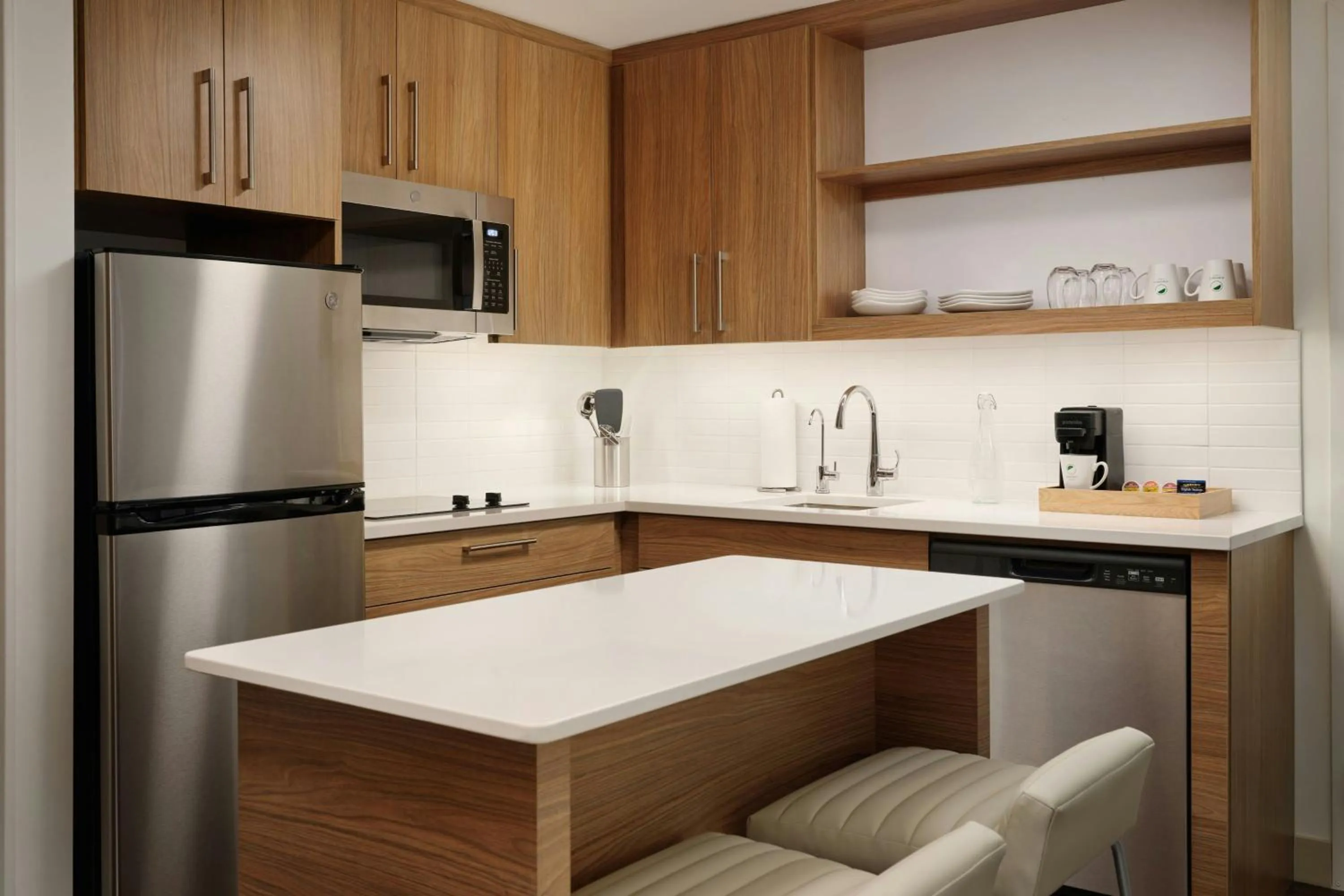 Bedroom in Element Pooler Savannah Airport