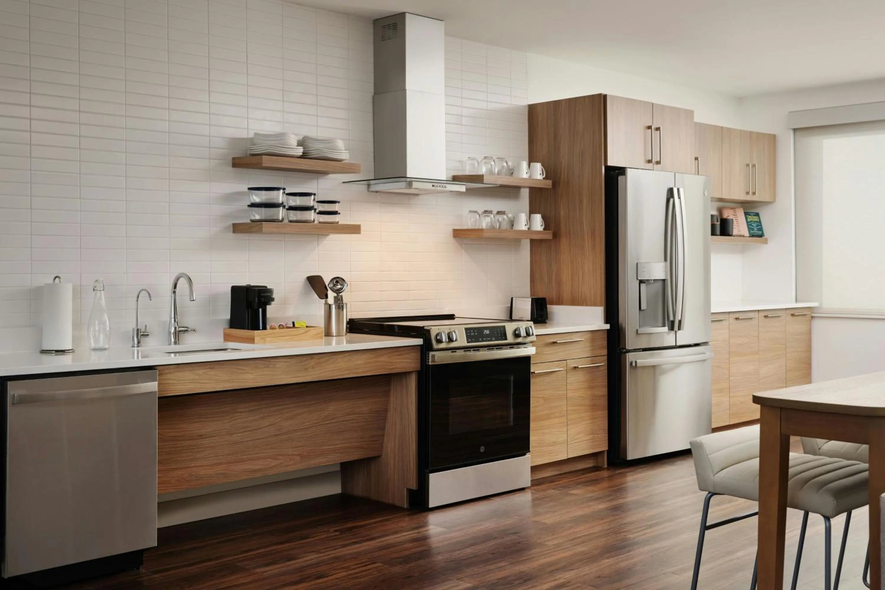 Kitchen or kitchenette in Element Pooler Savannah Airport