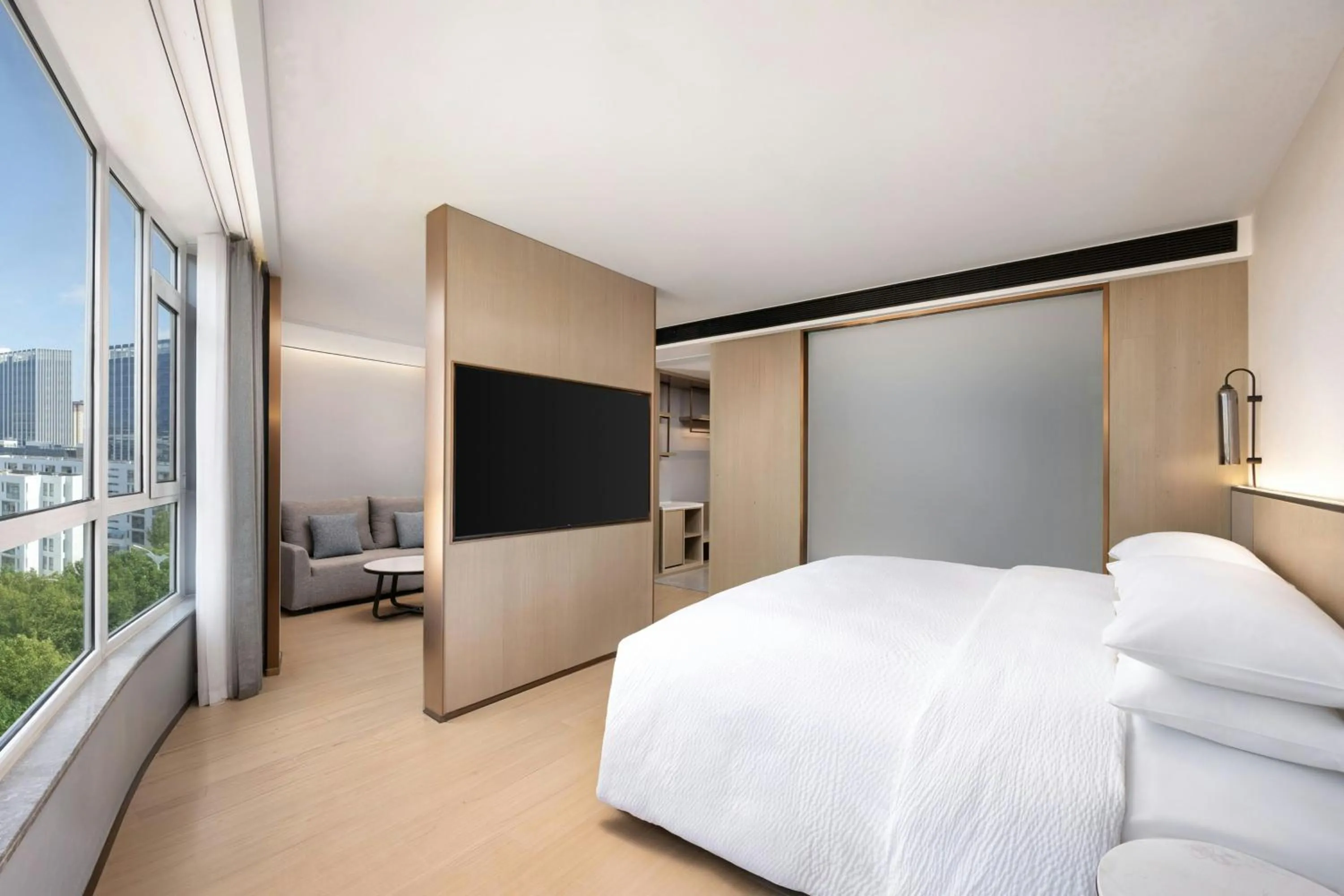 Photo of the whole room, Bed in Fairfield by Marriott Qingdao West Coast