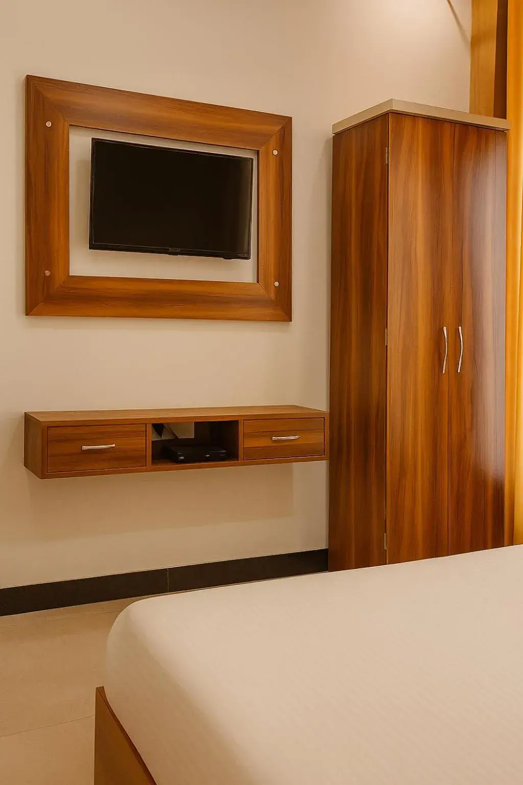 TV and multimedia, Bed in Mayur Resort TV and multimedia, Bed in Mayur Resort