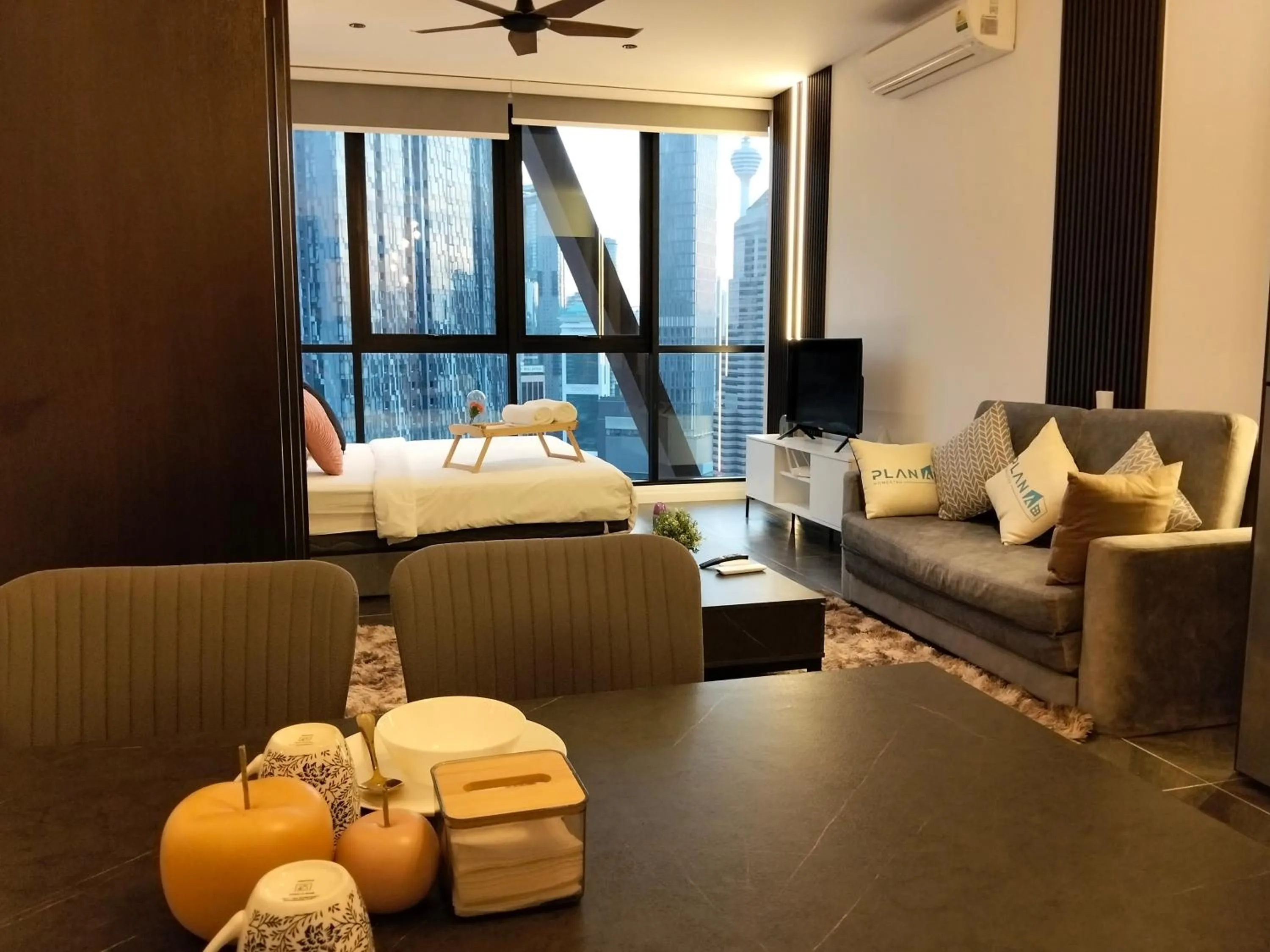 Bed in Scarletz Service Suites KLCC