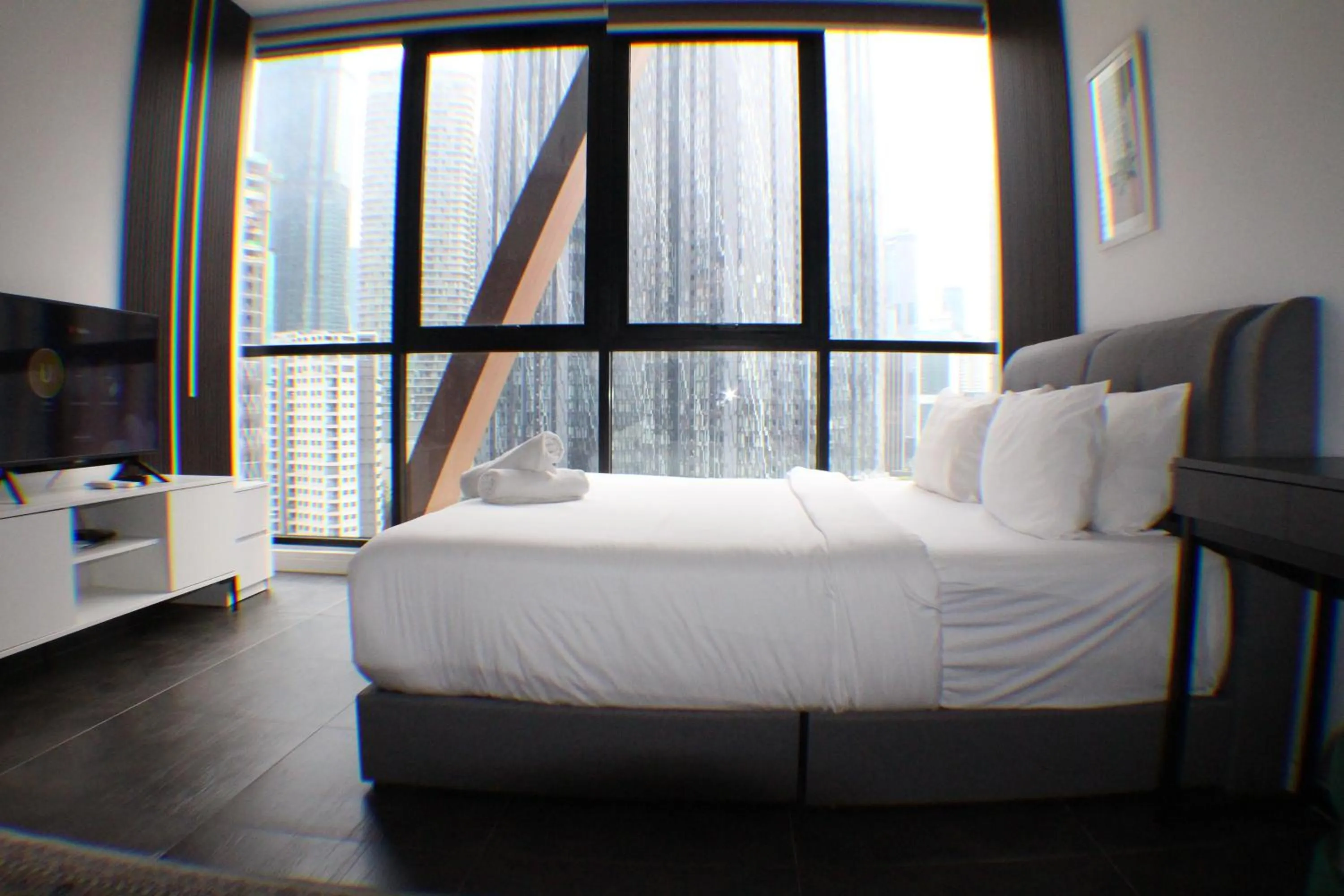TV and multimedia, Bed in Scarletz Service Suites KLCC
