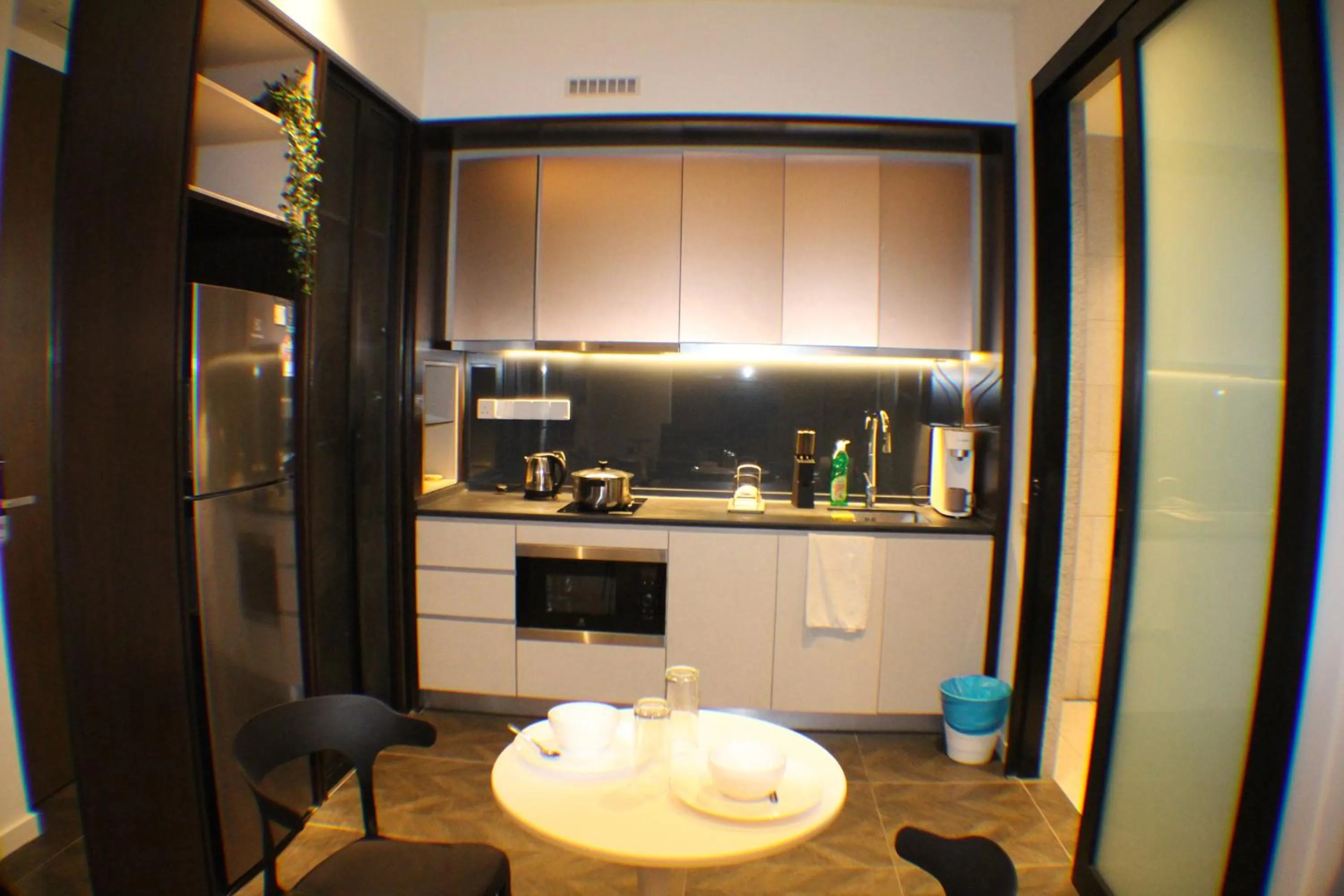 Kitchen or kitchenette in Scarletz Service Suites KLCC