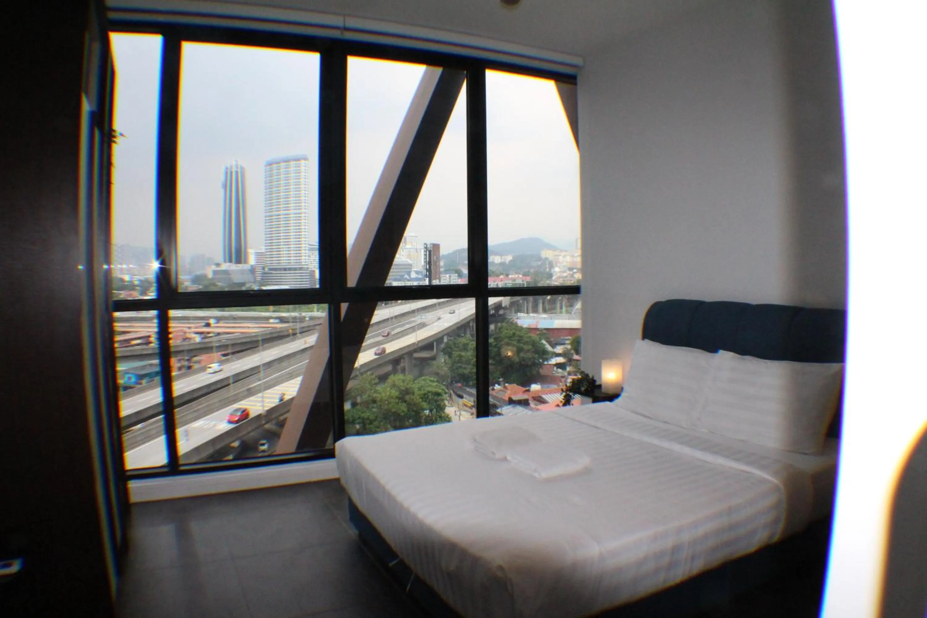 Bed in Scarletz Service Suites KLCC