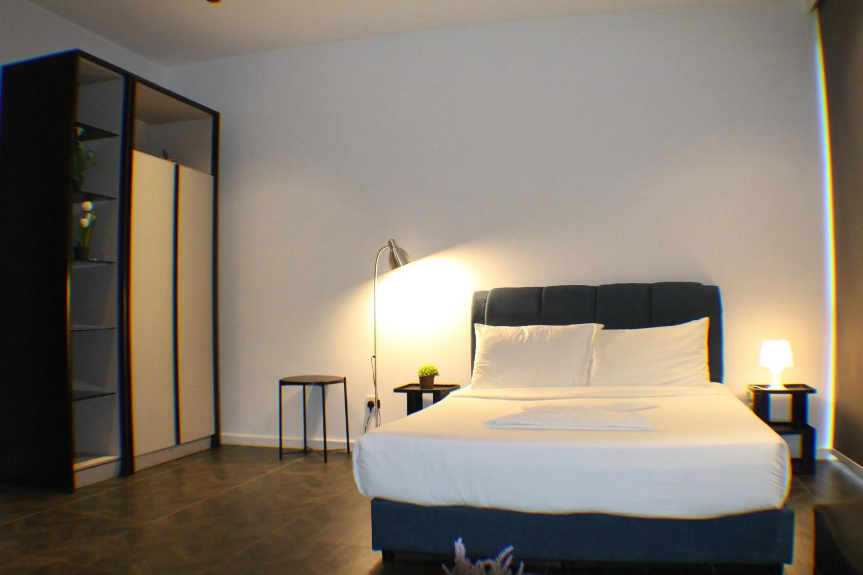 Bed in Scarletz Service Suites KLCC