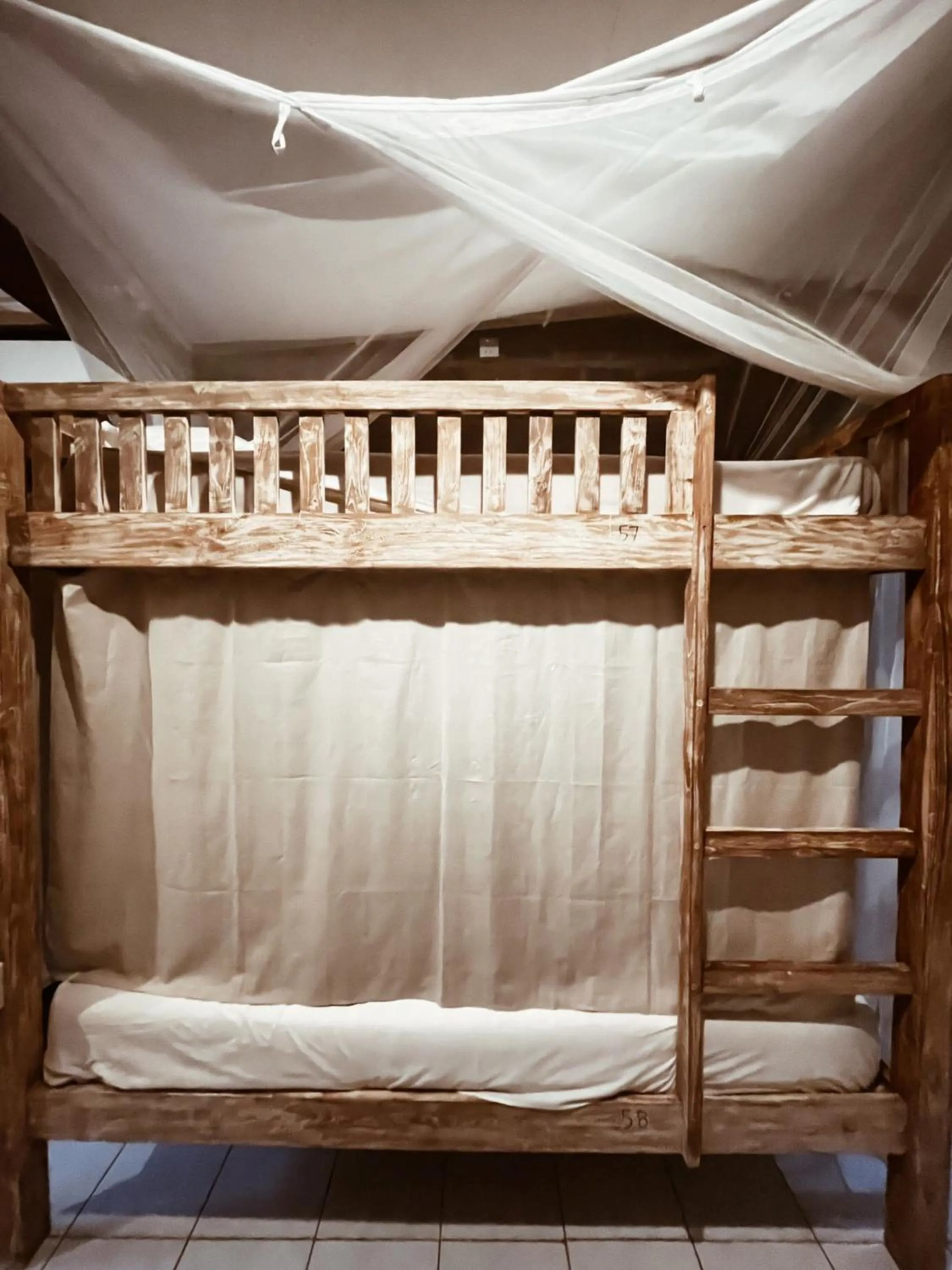 bunk bed, Bed in Da Housetel Kuta