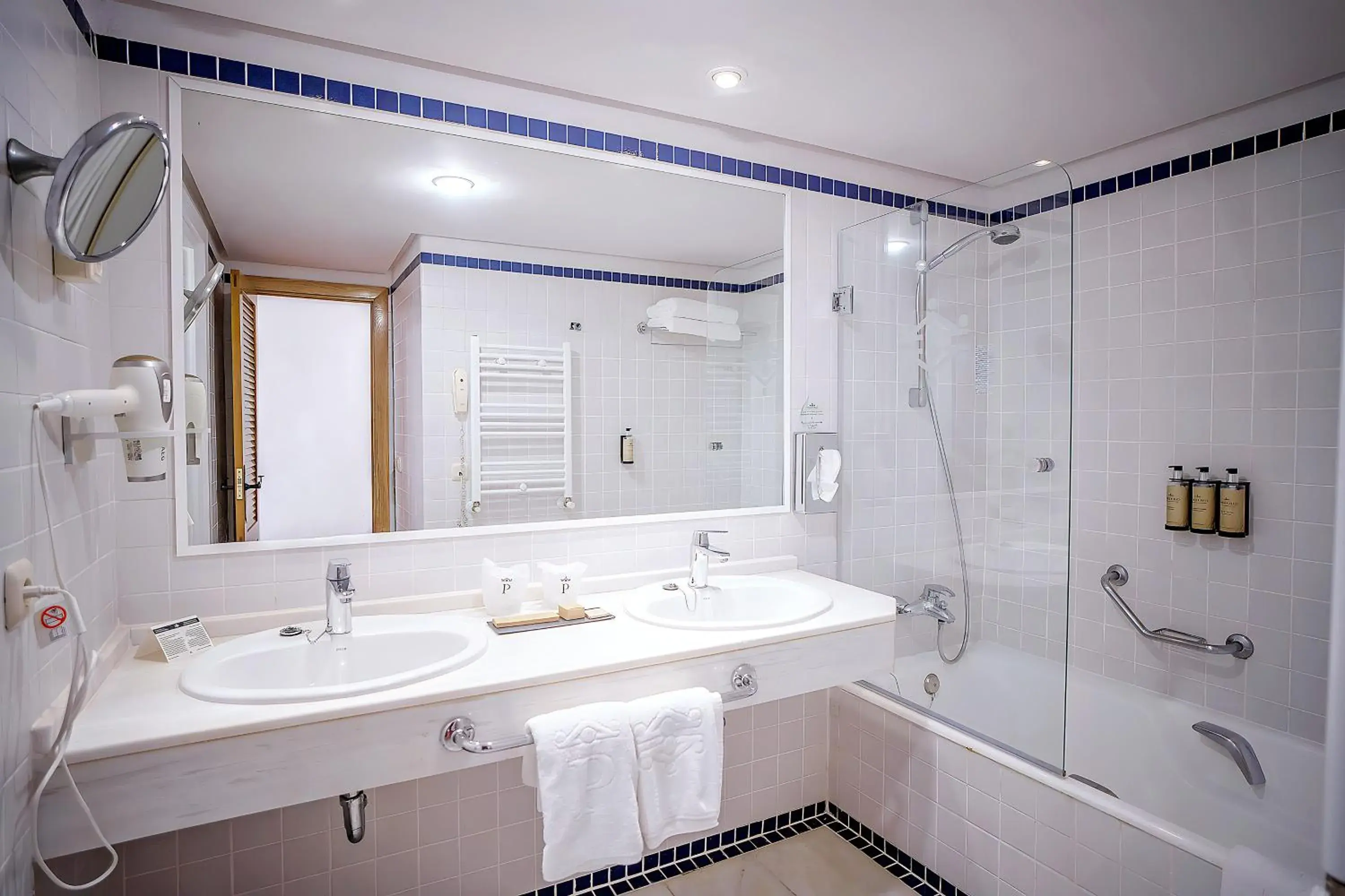 Bathroom in Parador de Mojácar Bathroom in Parador de Mojácar