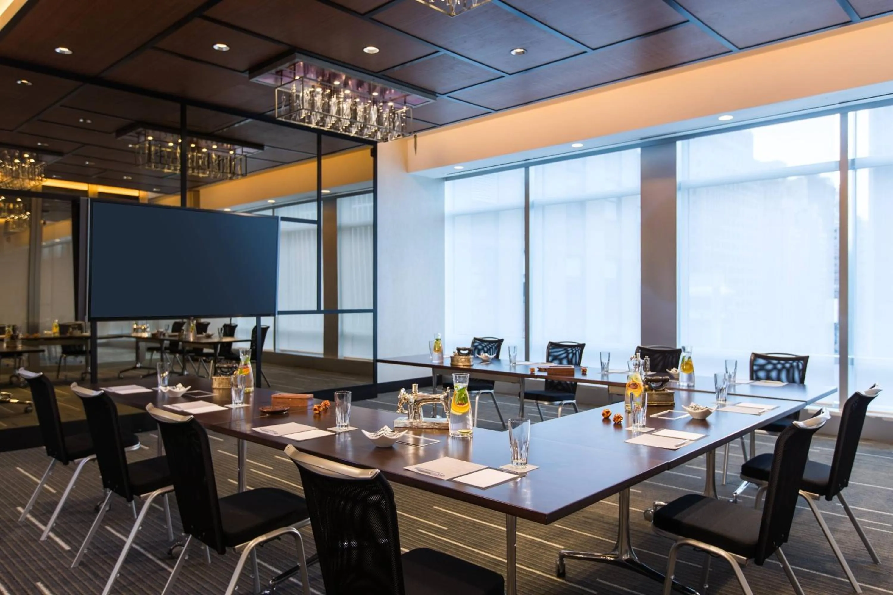 Meeting/conference room in Renaissance New York Midtown Hotel