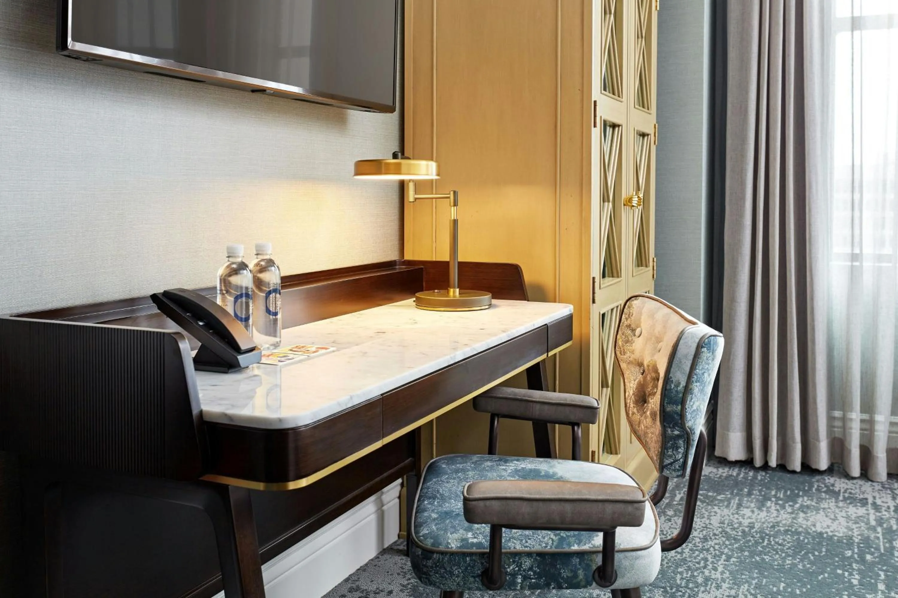 Photo of the whole room in The Citizen Hotel, Autograph Collection