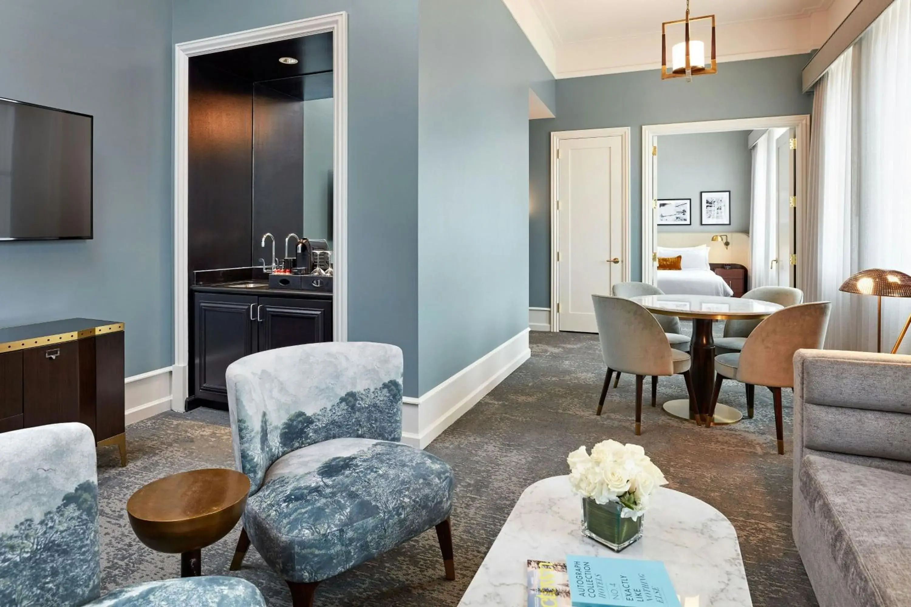 Lounge or bar in The Citizen Hotel, Autograph Collection Lounge or bar in The Citizen Hotel, Autograph Collection