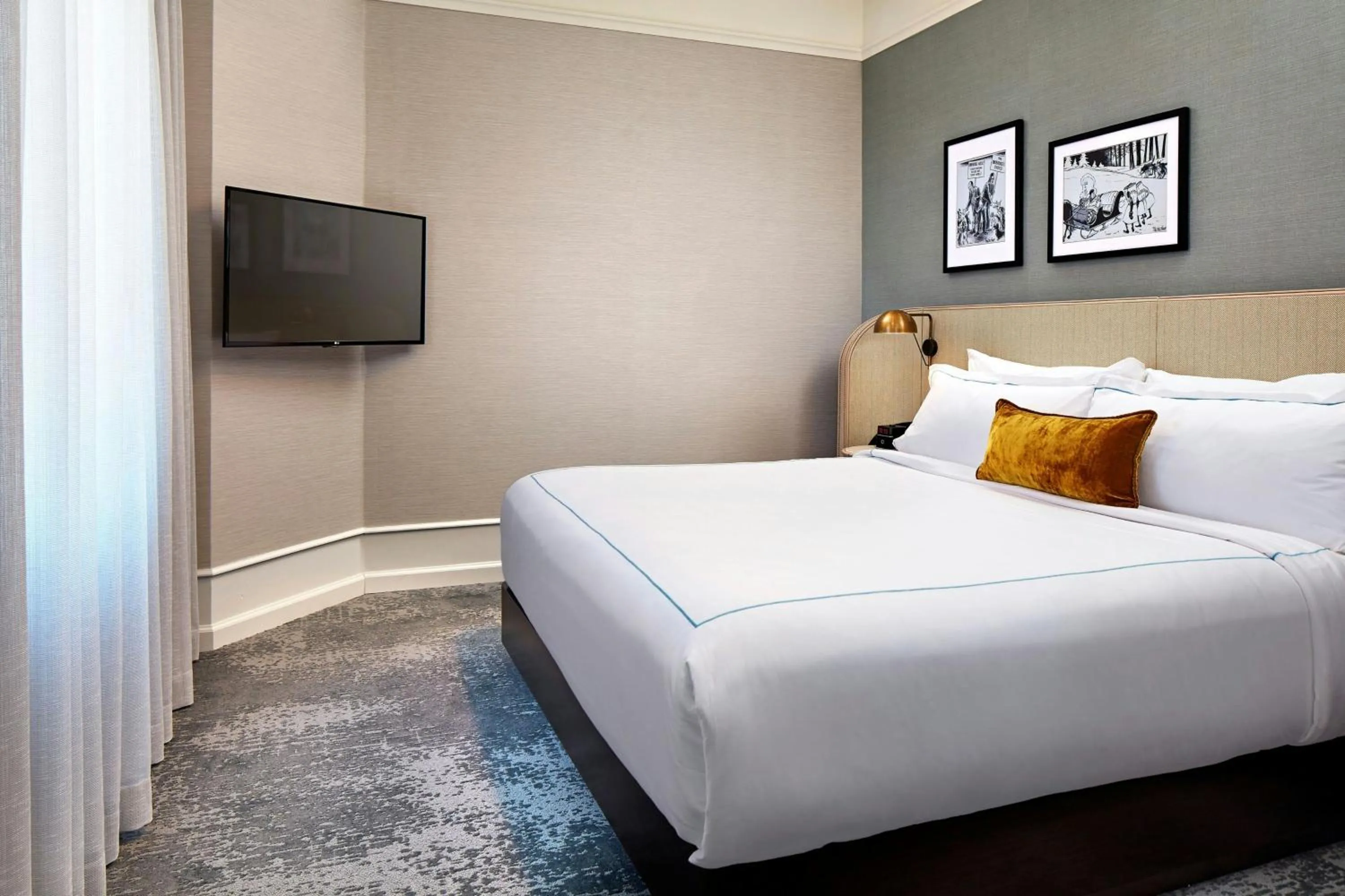 Bedroom, Bed in The Citizen Hotel, Autograph Collection