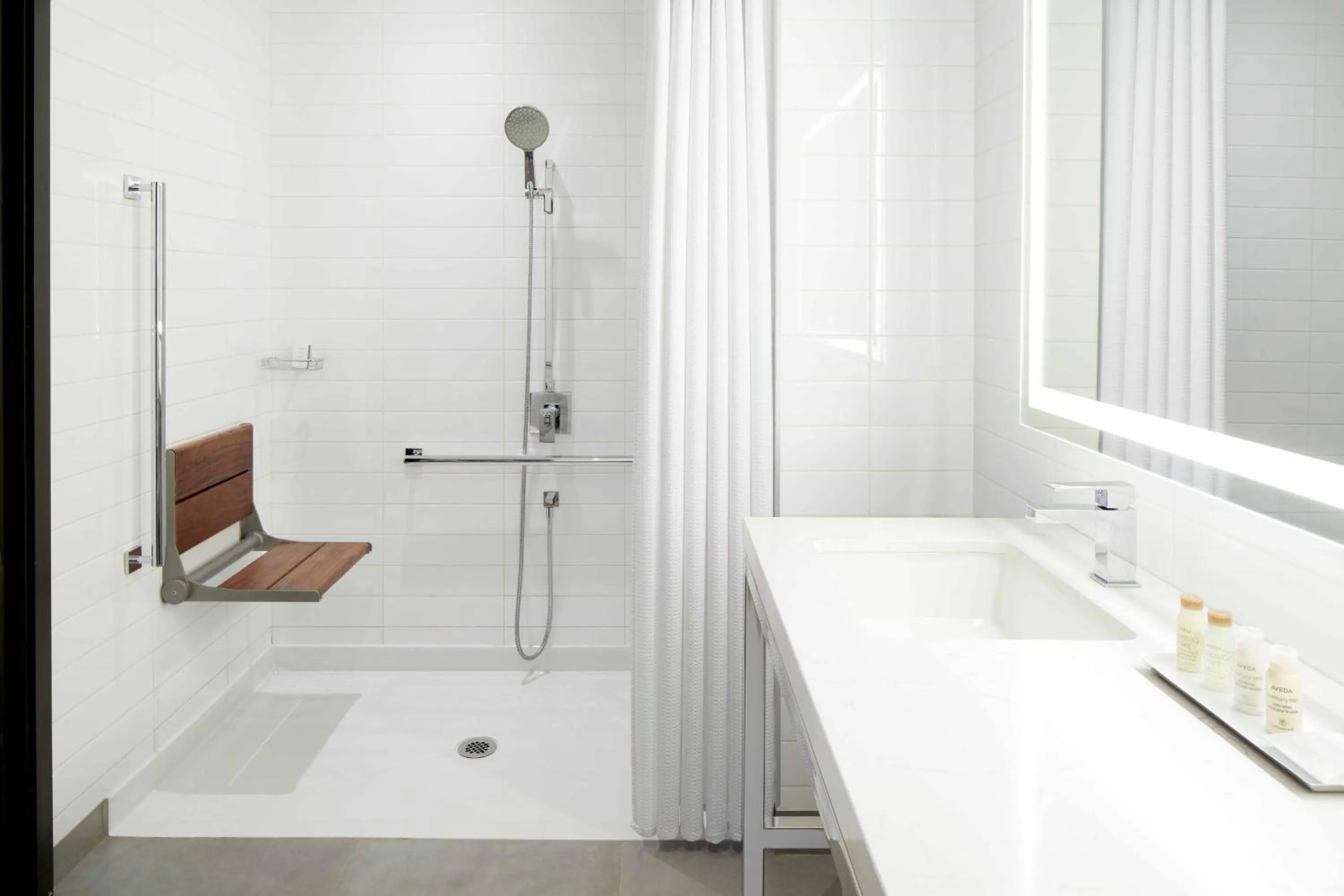 Bathroom in Renaissance Montreal Downtown Hotel