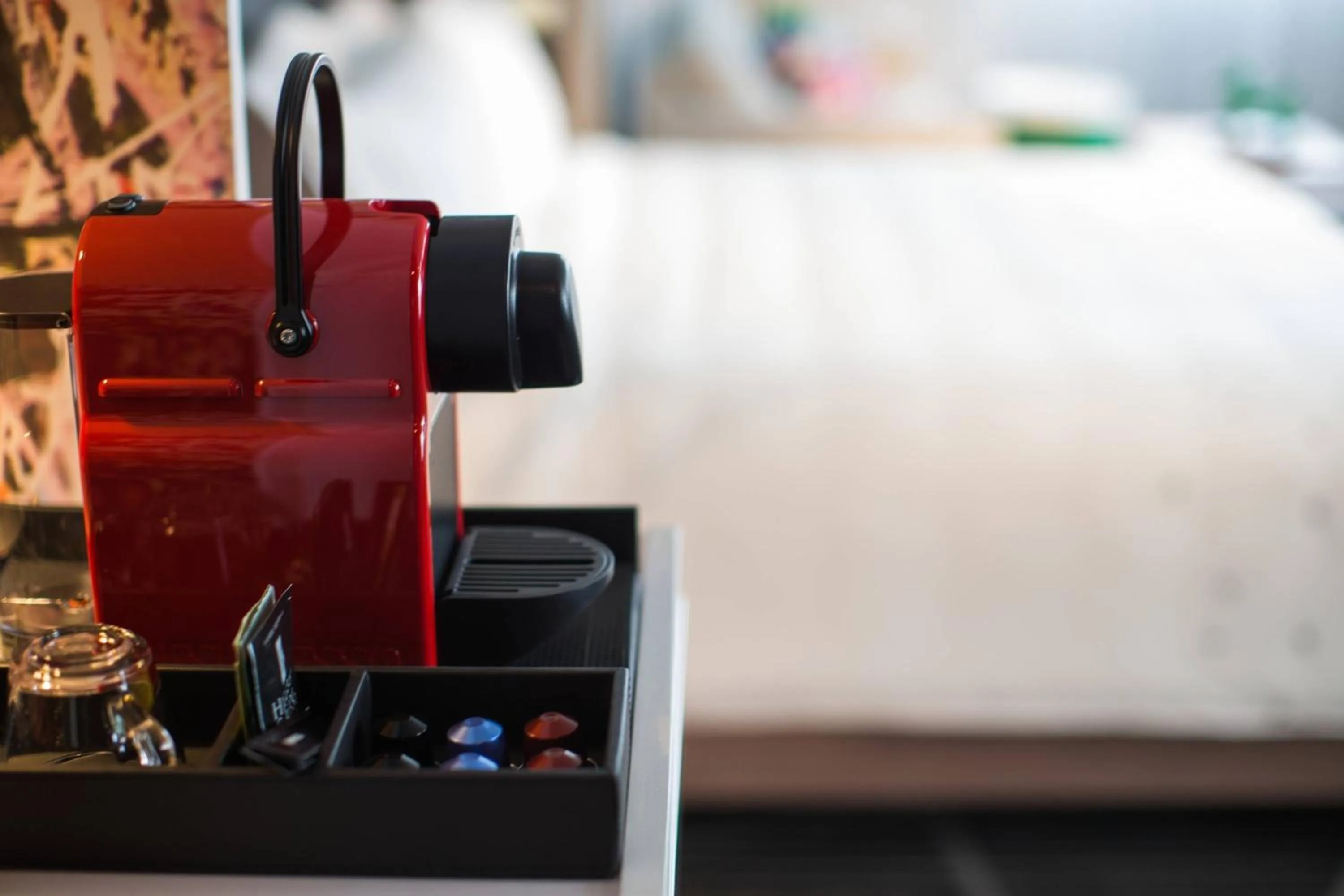 Photo of the whole room, Bed in Renaissance Montreal Downtown Hotel