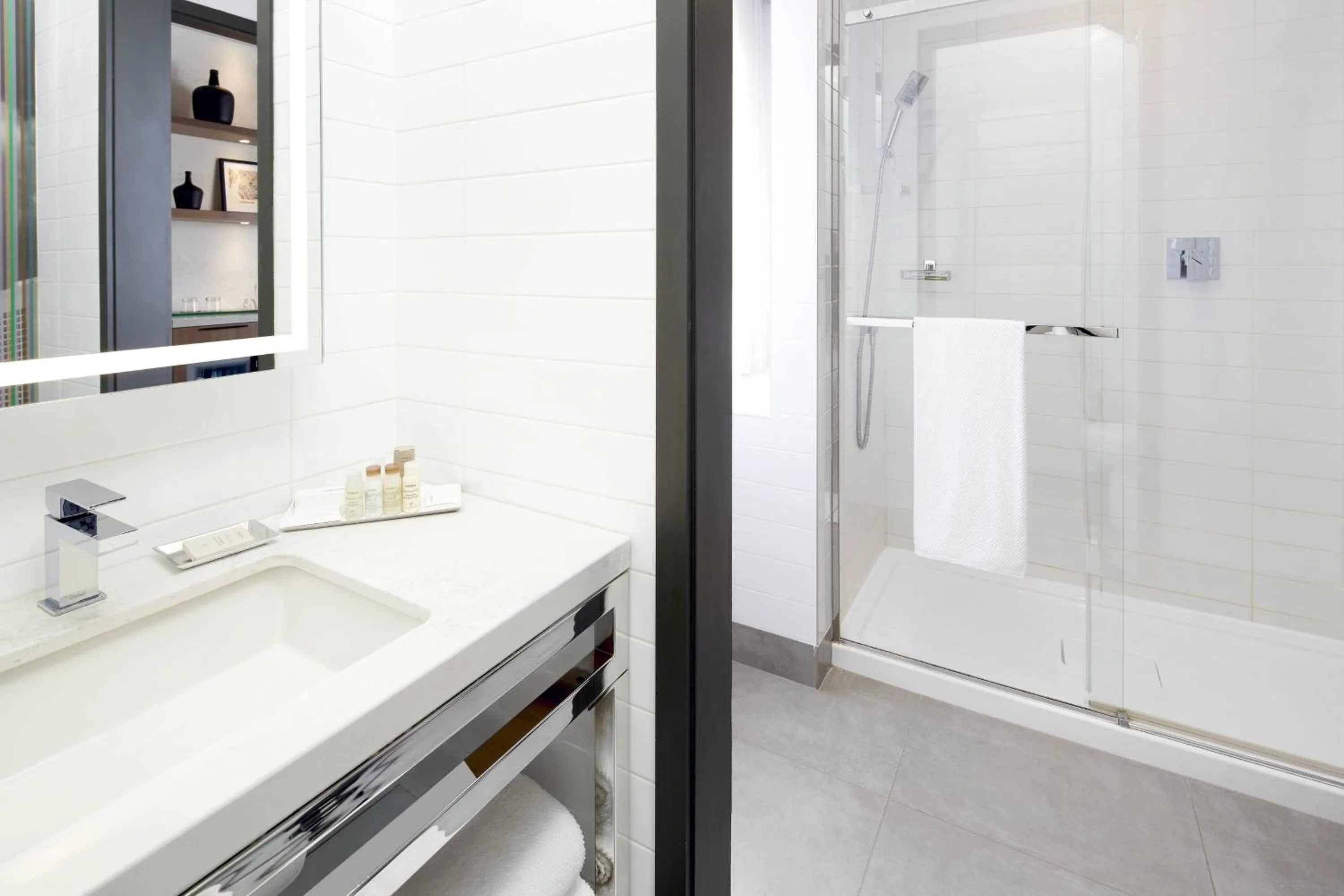 Bathroom in Renaissance Montreal Downtown Hotel