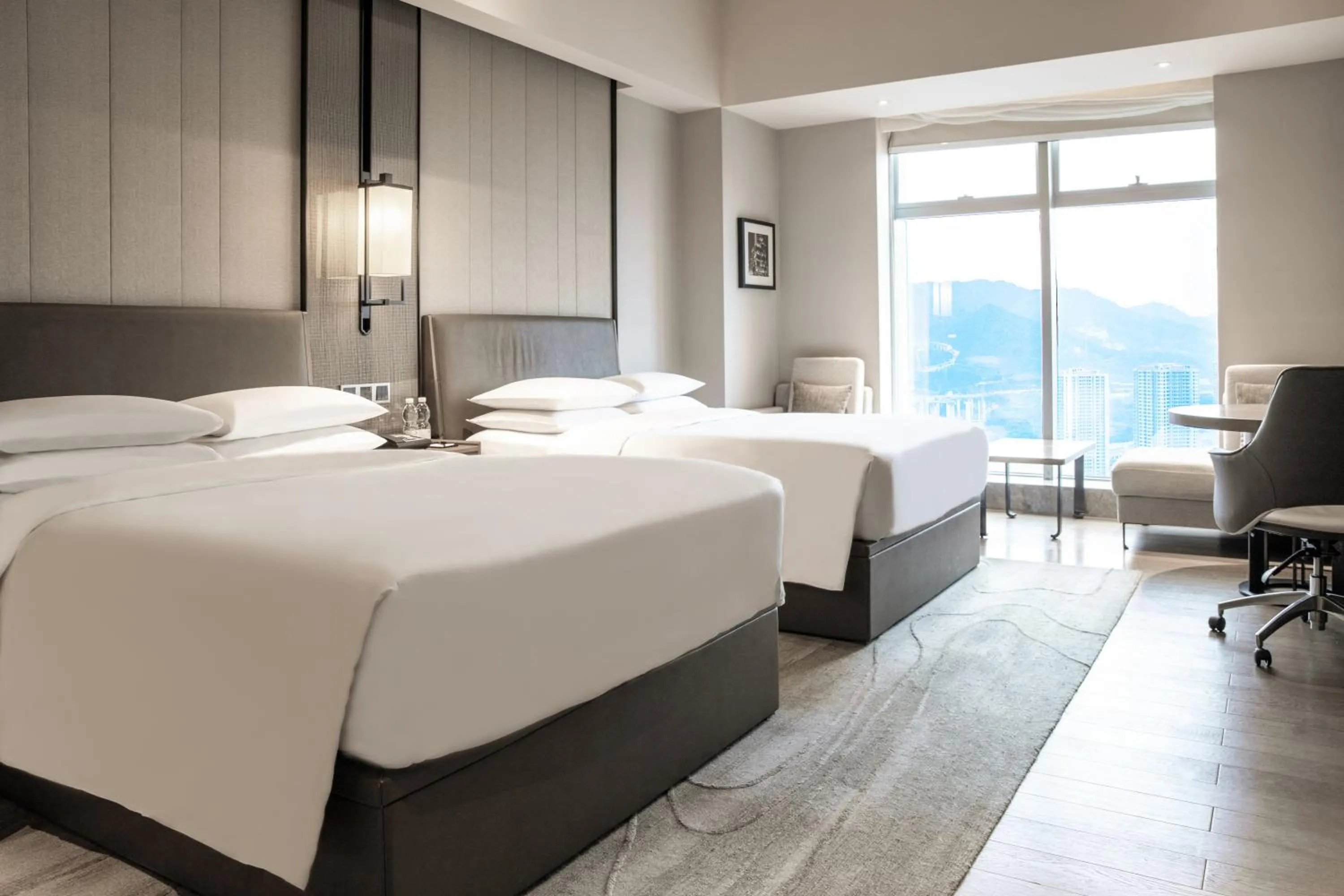 Bed in Chongqing Marriott Hotel