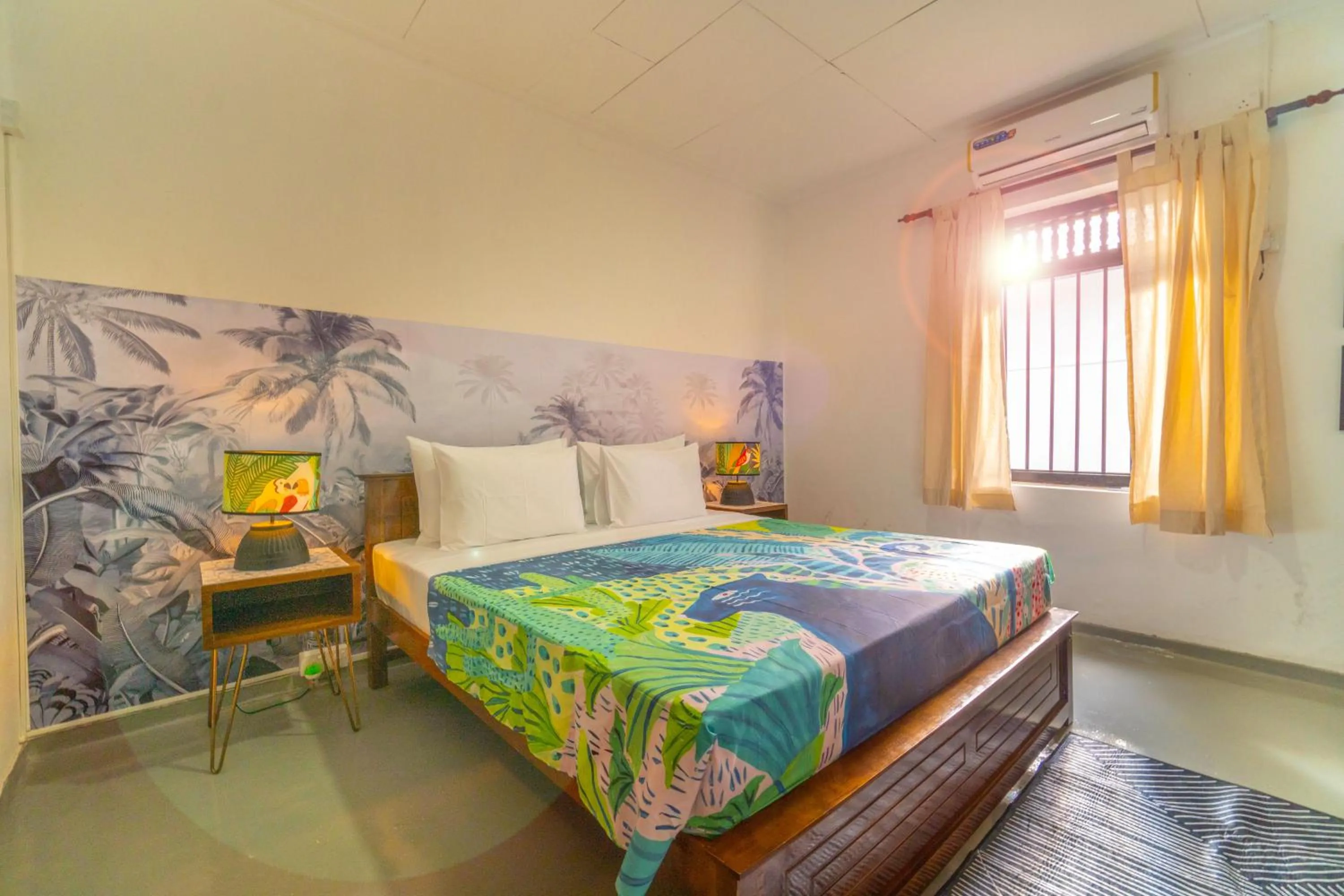 Double Room with Shared Bathroom in Bird Of Paradise - Ahangama Villa